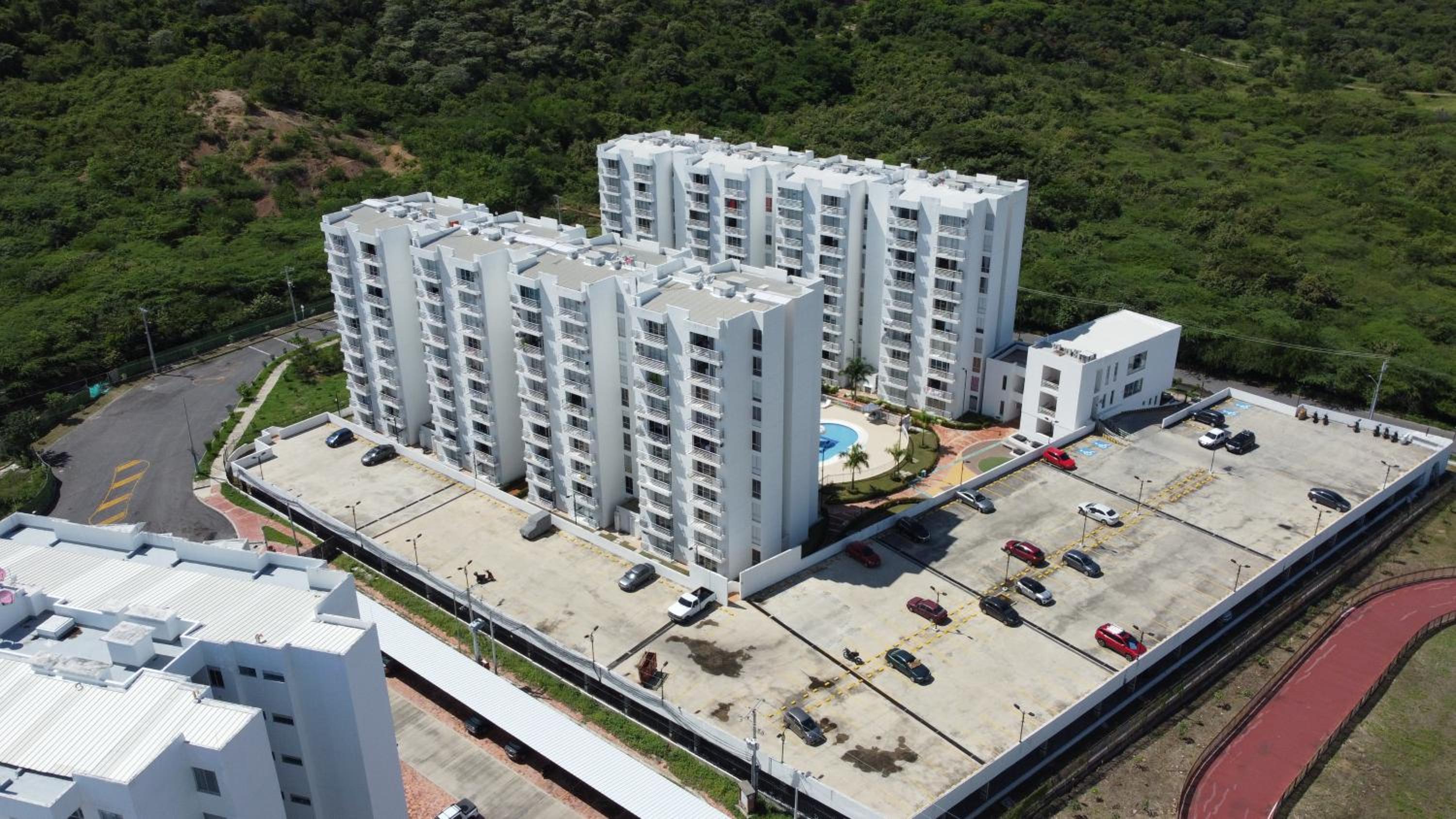 Hermoso apartamento Aqualina Green Piso 5 Vista a piscina