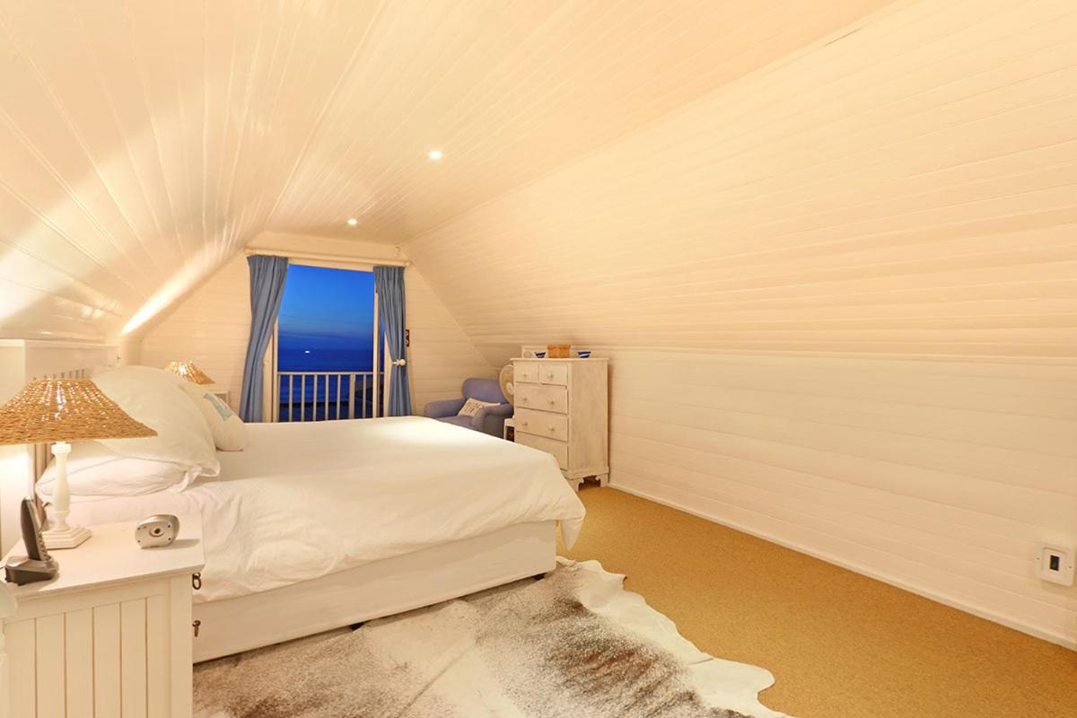 Beautiful Llandudno Beach Villa