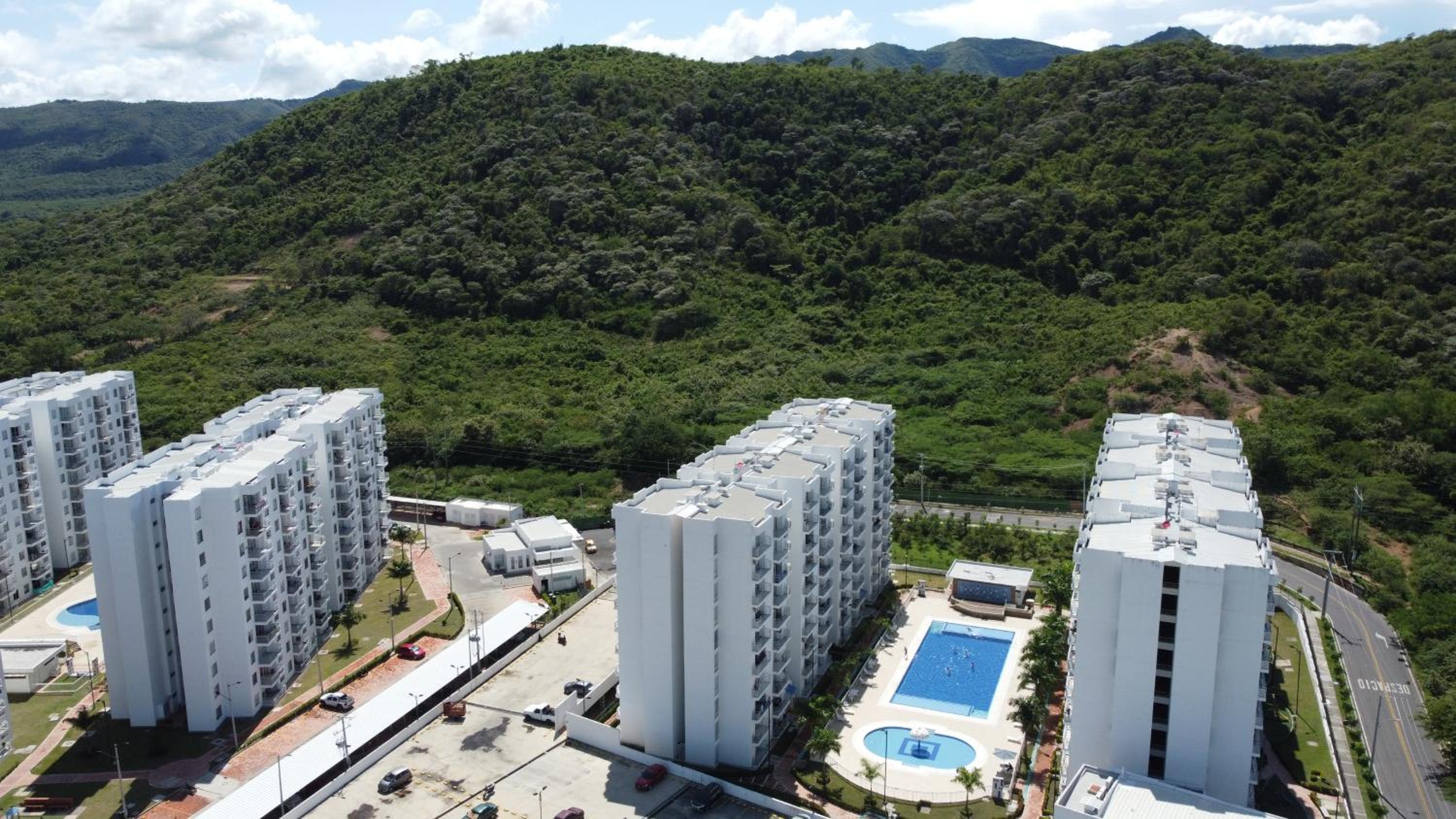 Hermoso apartamento Aqualina Green Piso 5 Vista a piscina