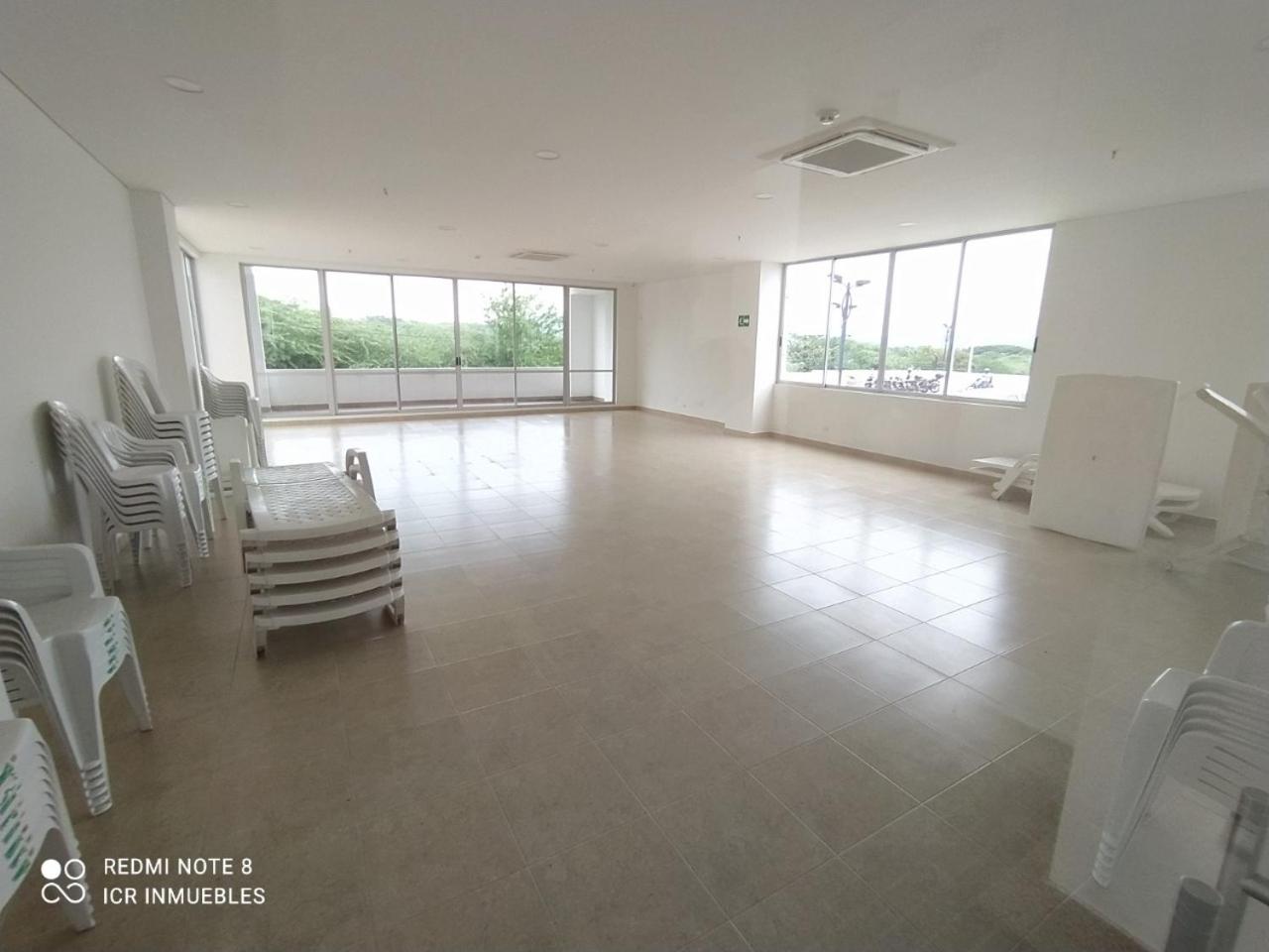 Hermoso apartamento Aqualina Green Piso 5 Vista a piscina