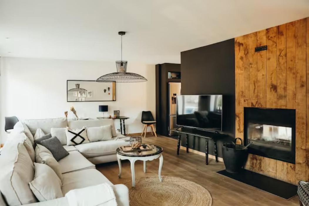 Entre deux vallées by WelcHome