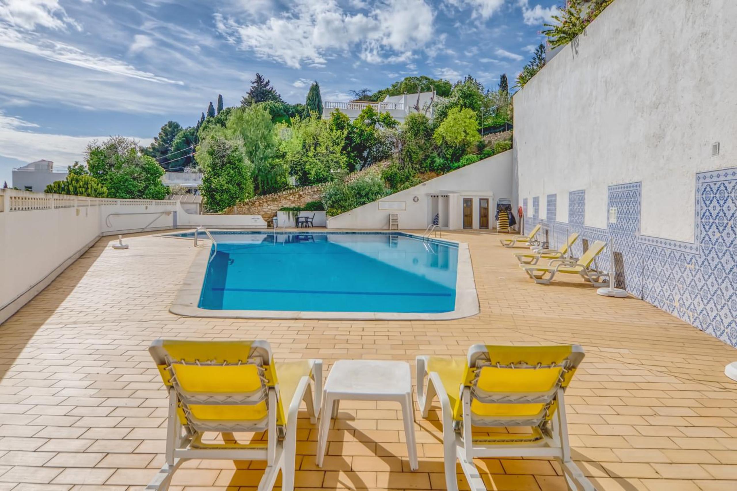 Carvoeiro Vacations - Casa Amira - Property Image 1