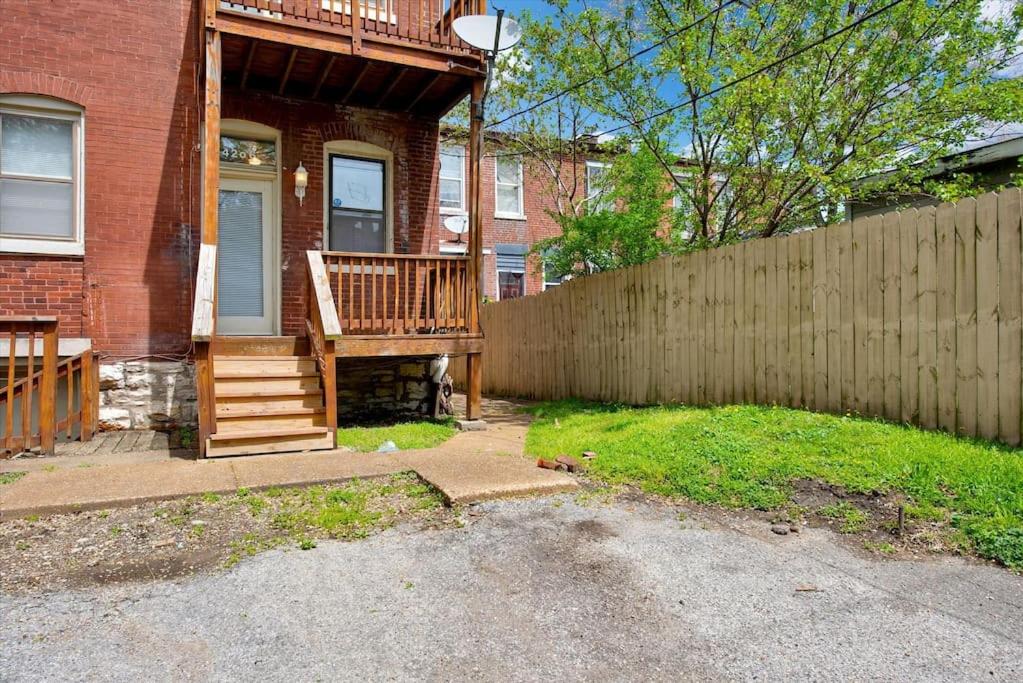 Breathtaking Unit in Shaw - 4 Queen beds 1E view 2