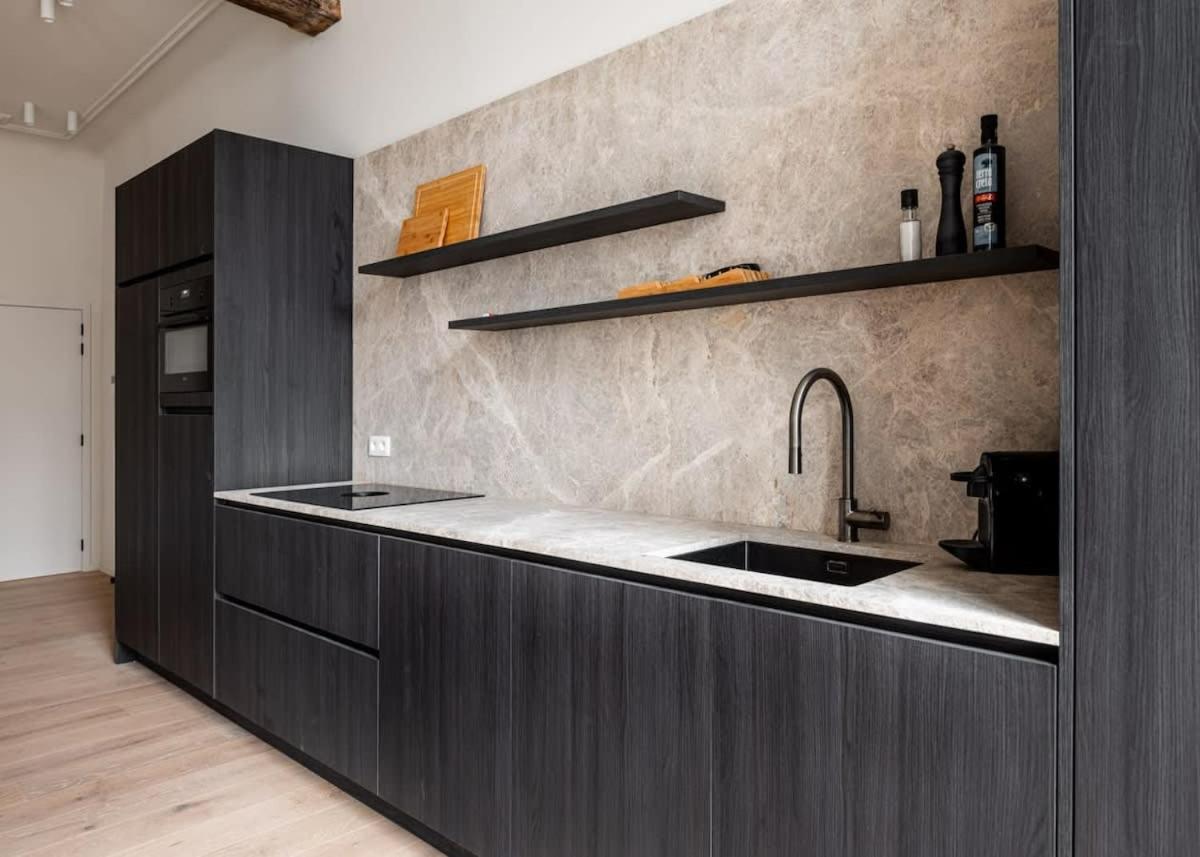 Stylishly renovated apartment with city view