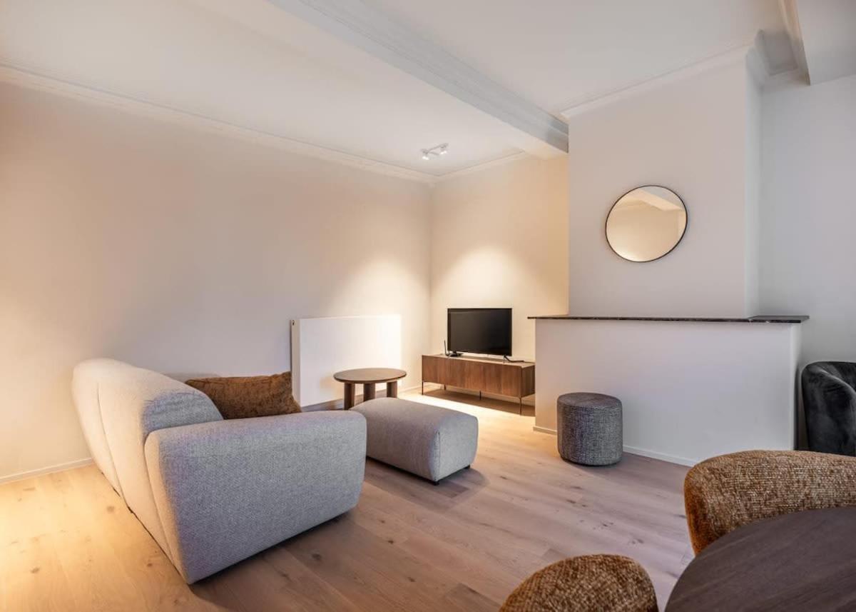 Bright apartment with terrace in heart of Ghent
