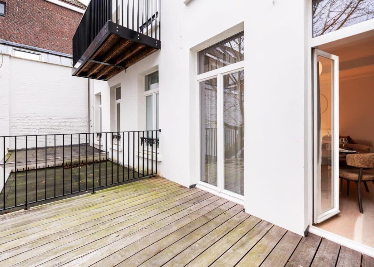 Bright apartment with terrace in heart of Ghent
