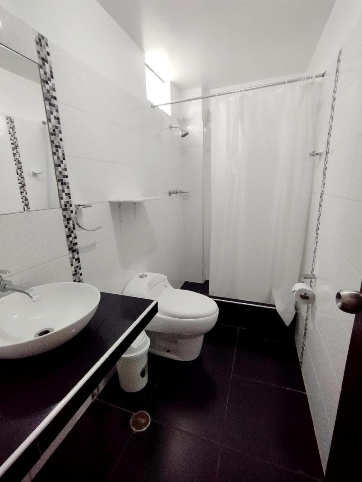 HOTEL FIORELLA PARACAS