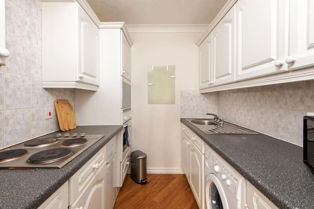 Central Washington Apartment