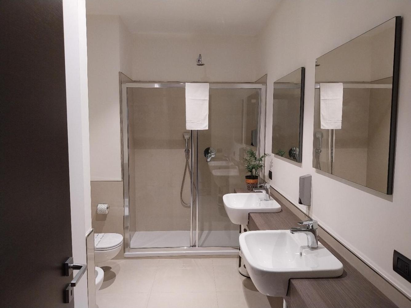 Napoli Mariana Luxury