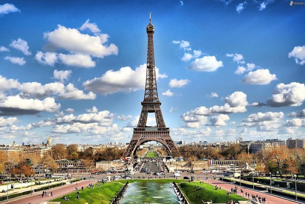 World of Lovers *Paris*Disney*