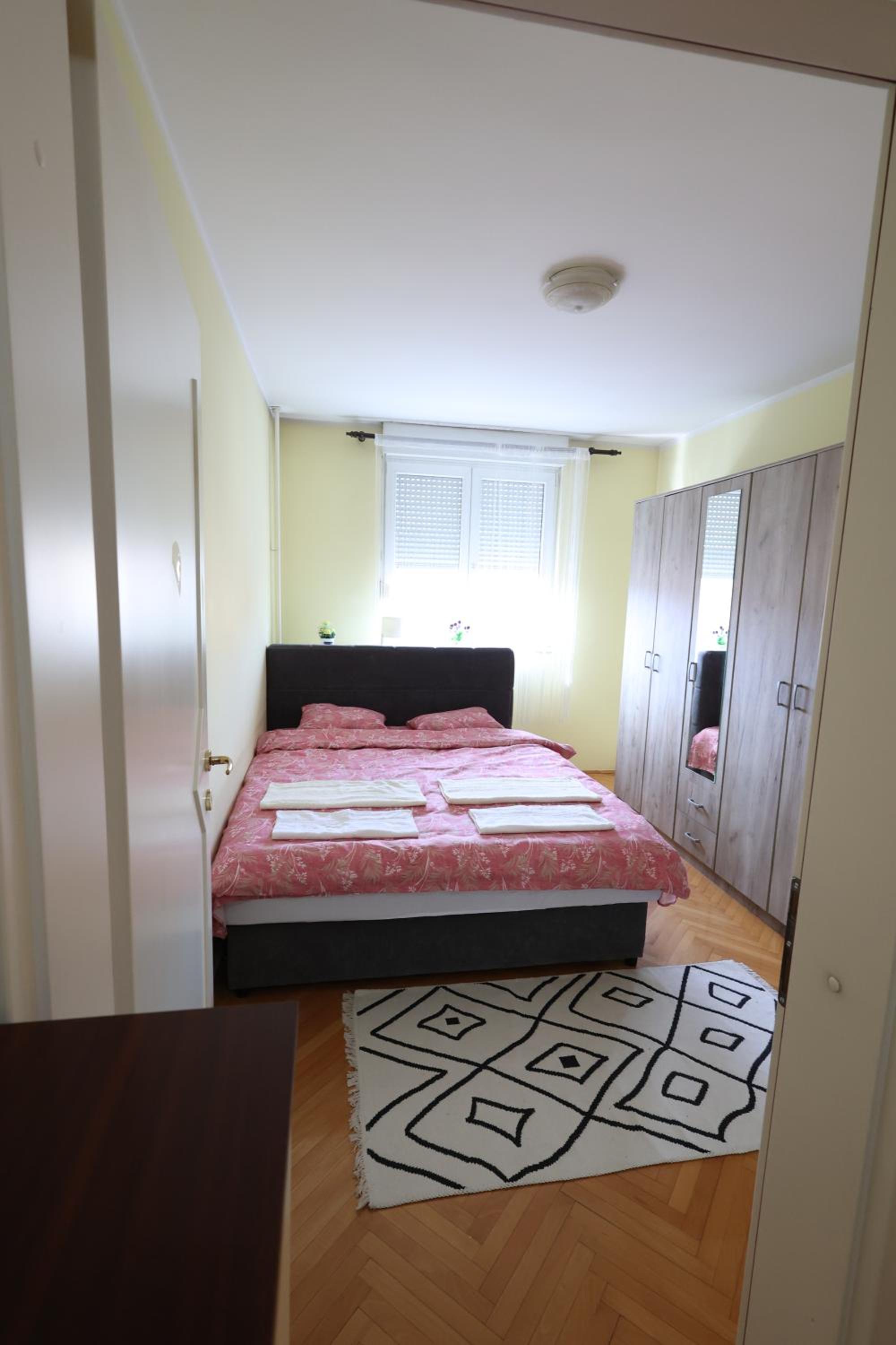 APARTMANI SARA