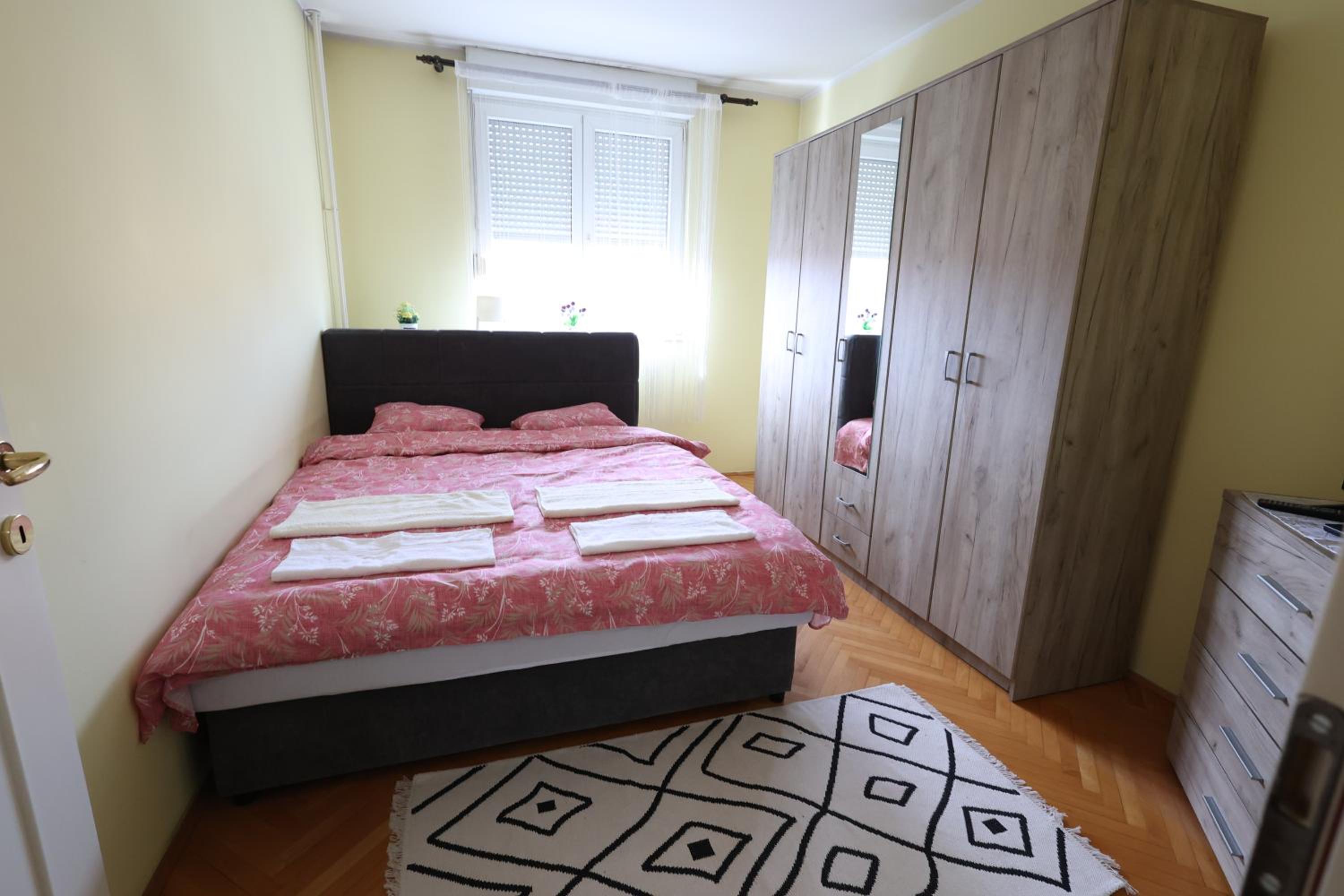 APARTMANI SARA
