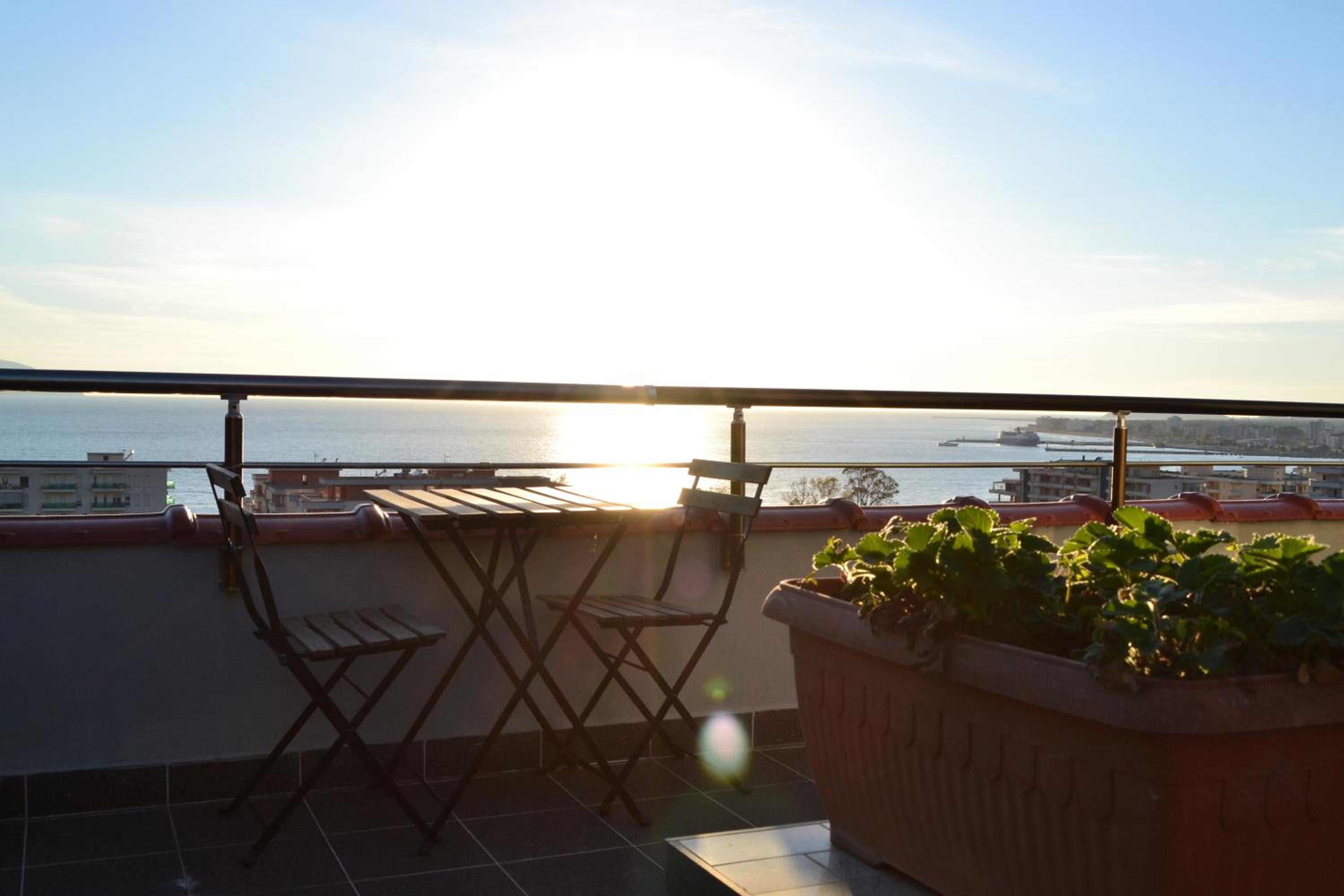 Seaview Penthouse Terrace & Private Garage photo 4