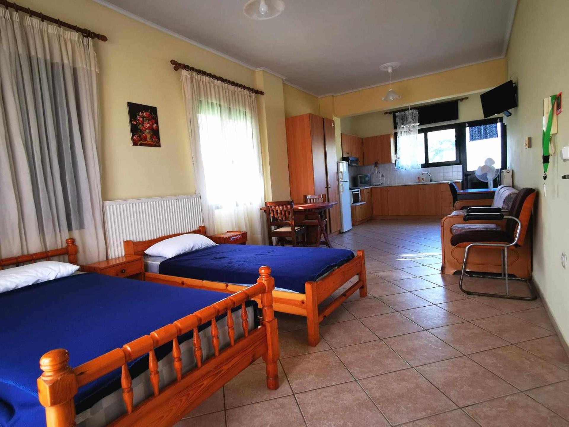 Studio Apartments Eirini
