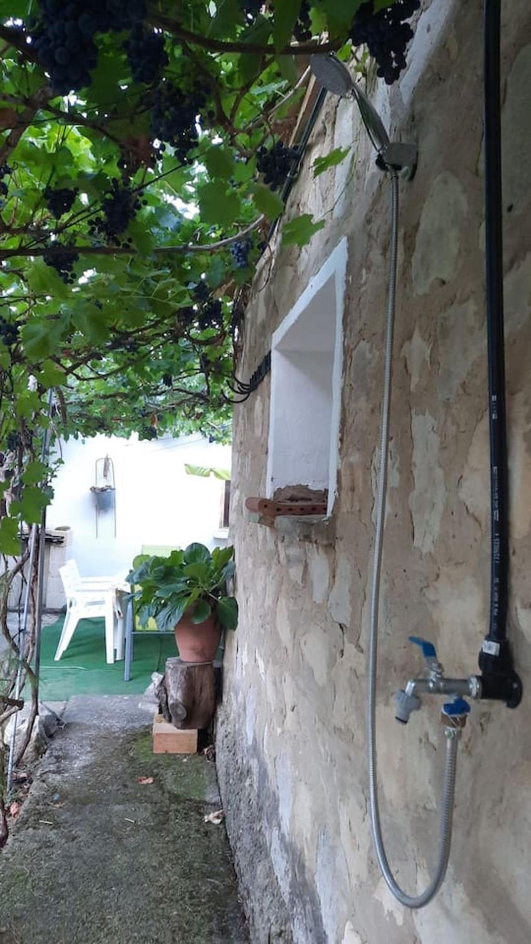 Charming House in Alera with Fireplace