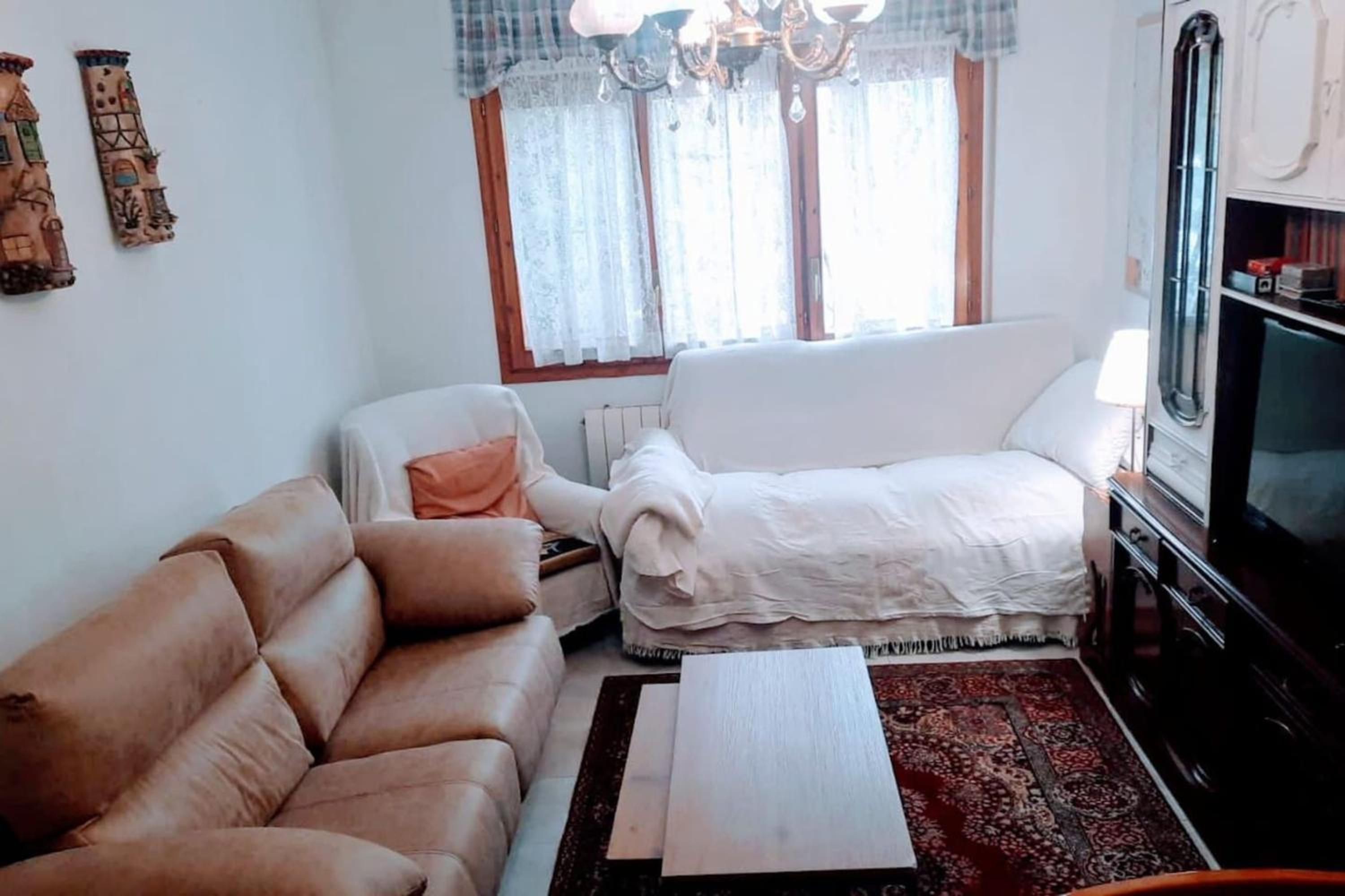 Charming House in Alera with Fireplace