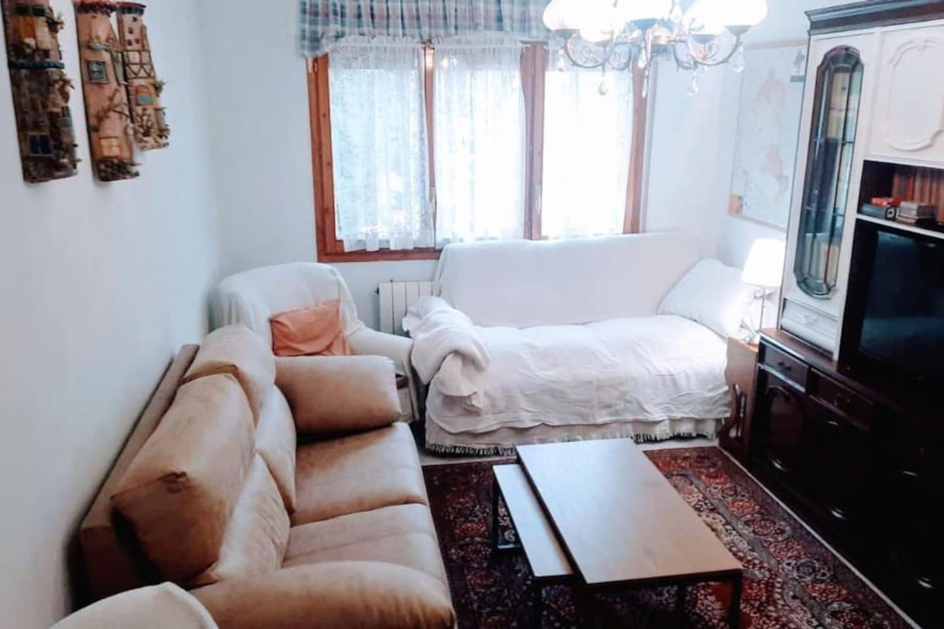 Charming House in Alera with Fireplace