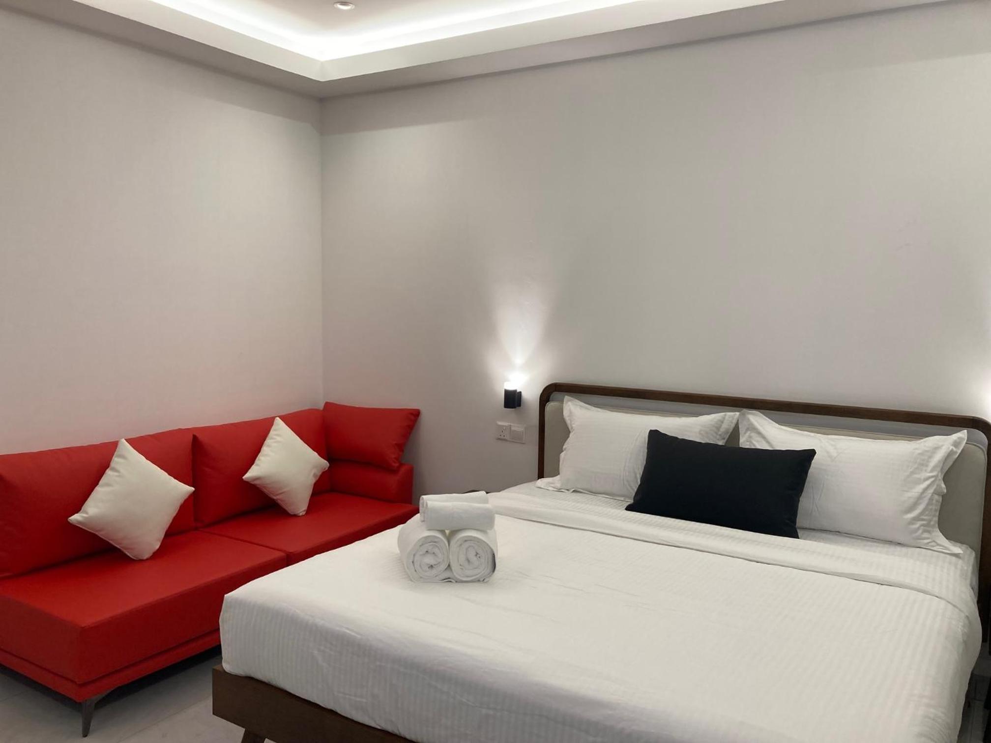 CS Junction Point - Double Deluxe Room - DDR photo 1