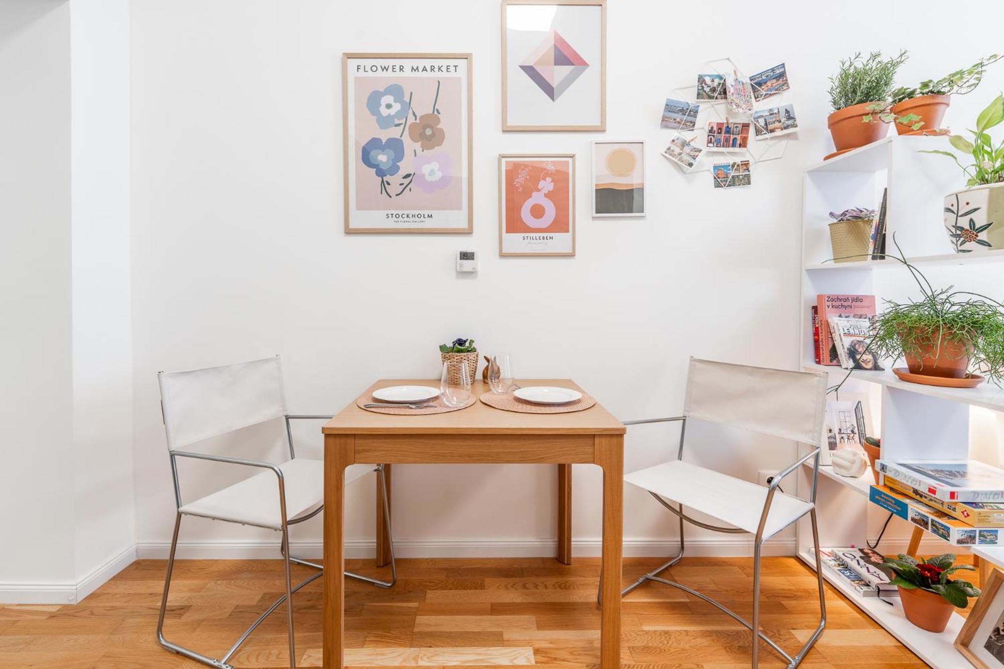 Charming Apartment in Spain St
