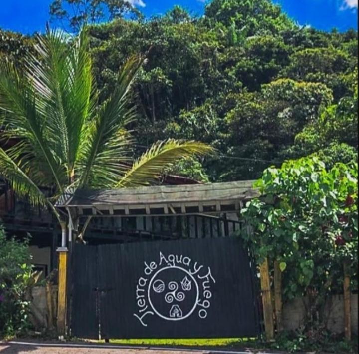 Eco Hostal Tierra de Agua y Fuego