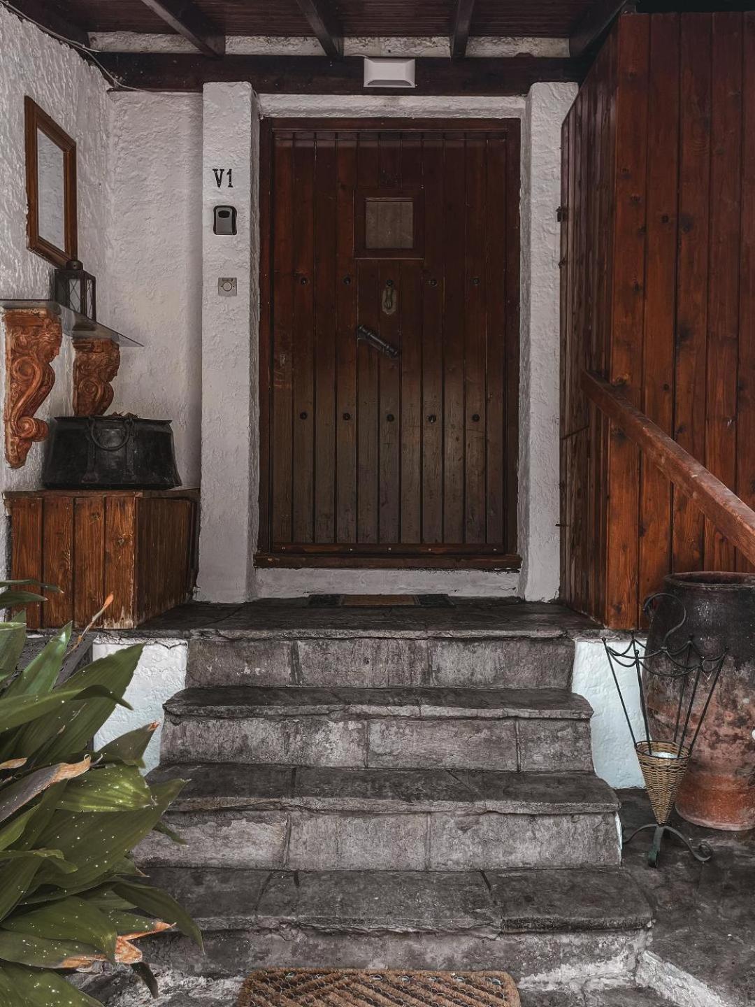Villa Olga & studios view 4