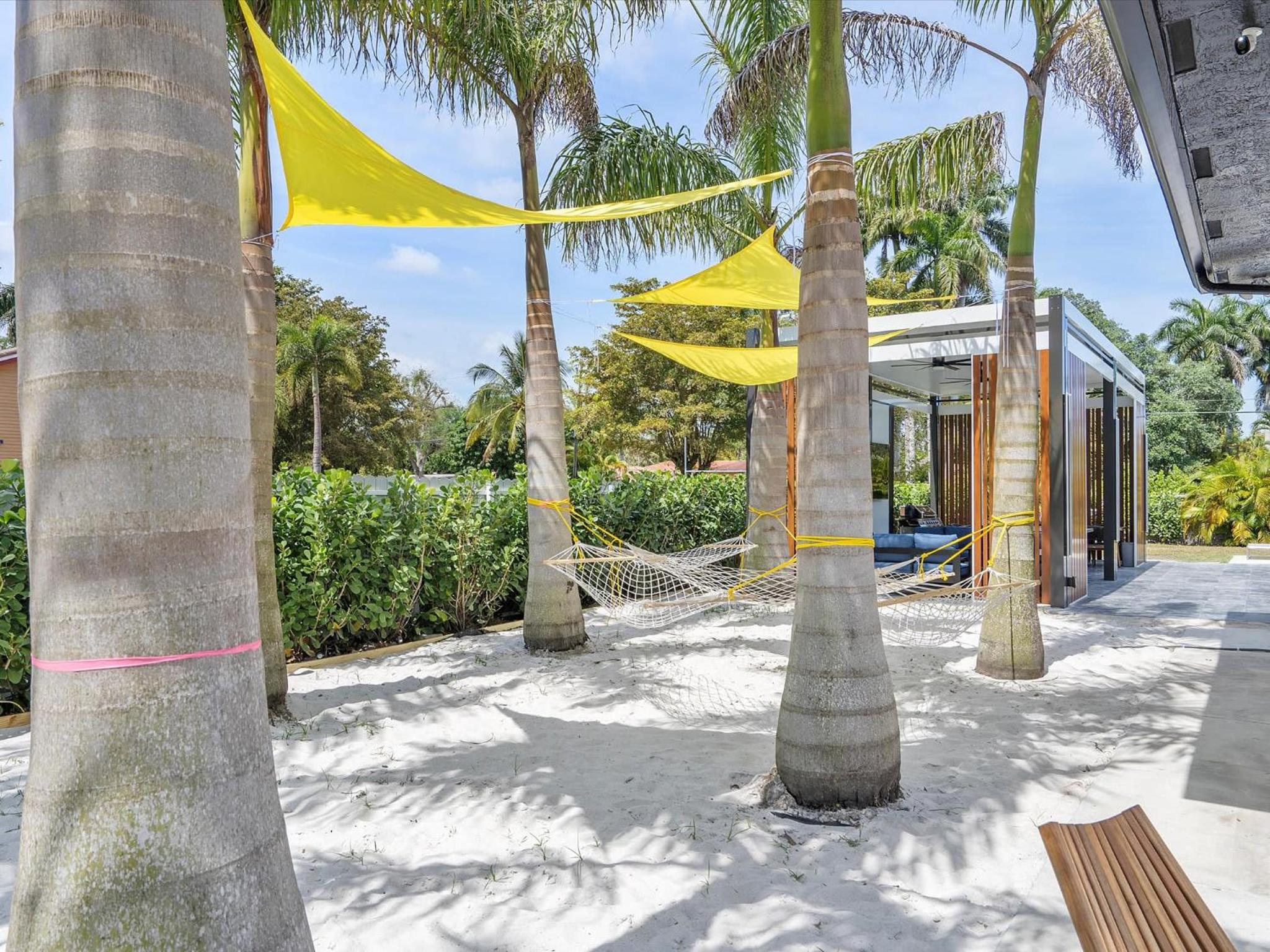 Villa ART Pool Golf Volleyball