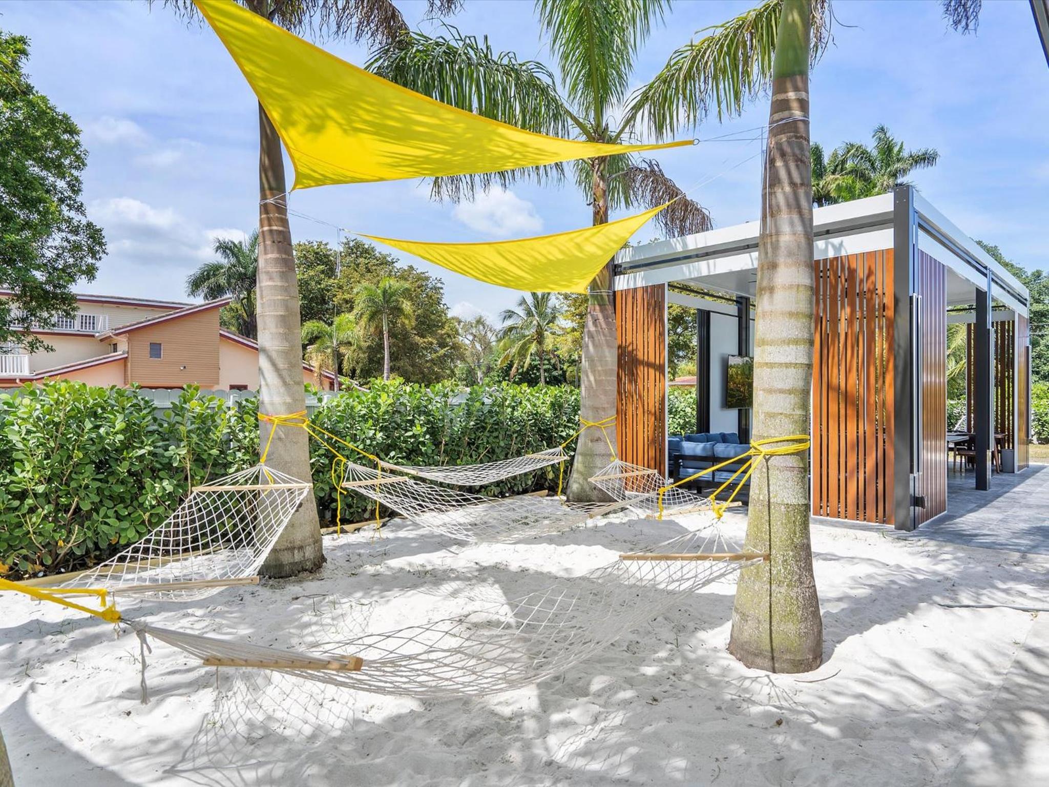 Villa ART Pool Golf Volleyball