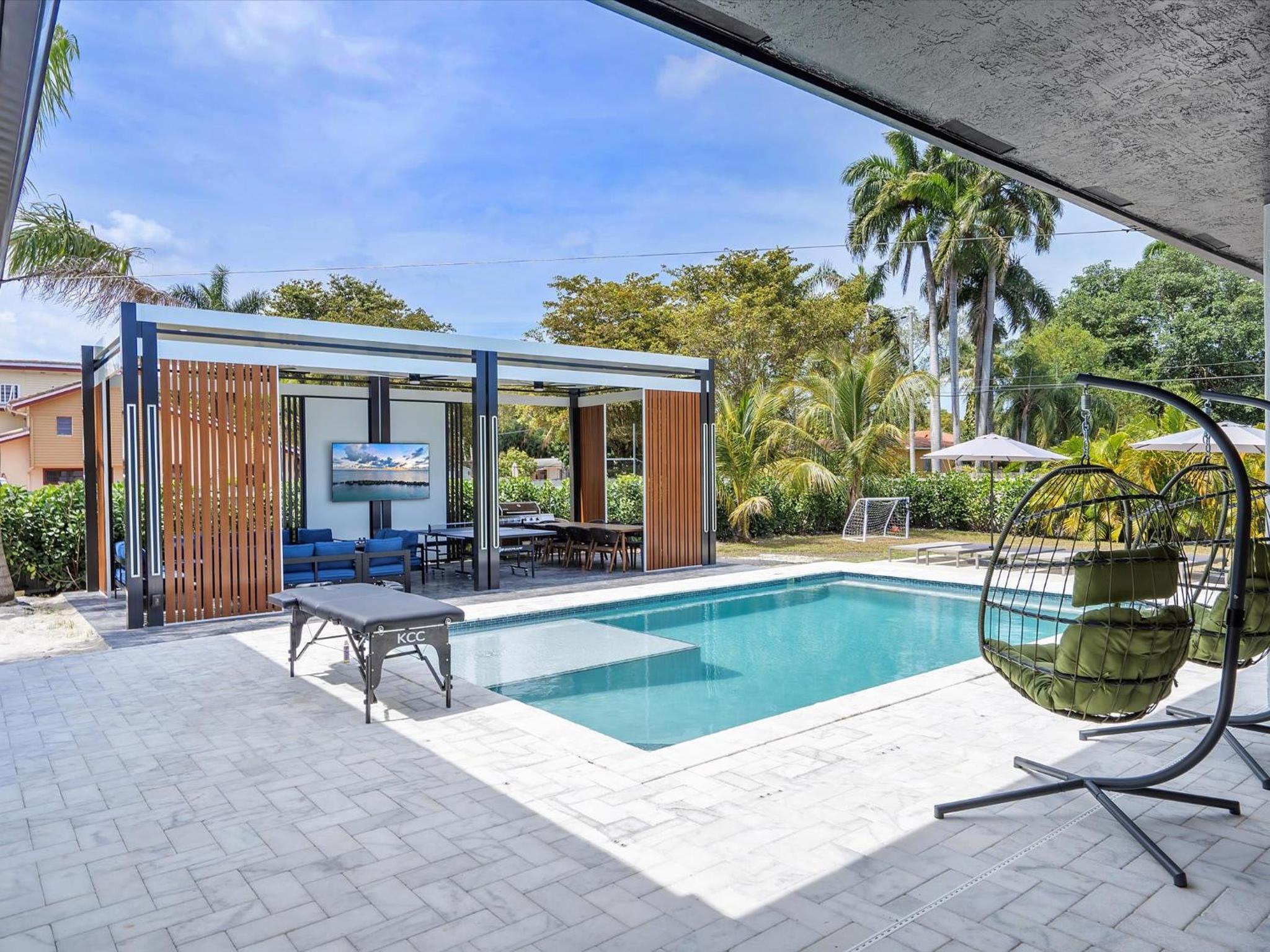 Villa ART Pool Golf Volleyball