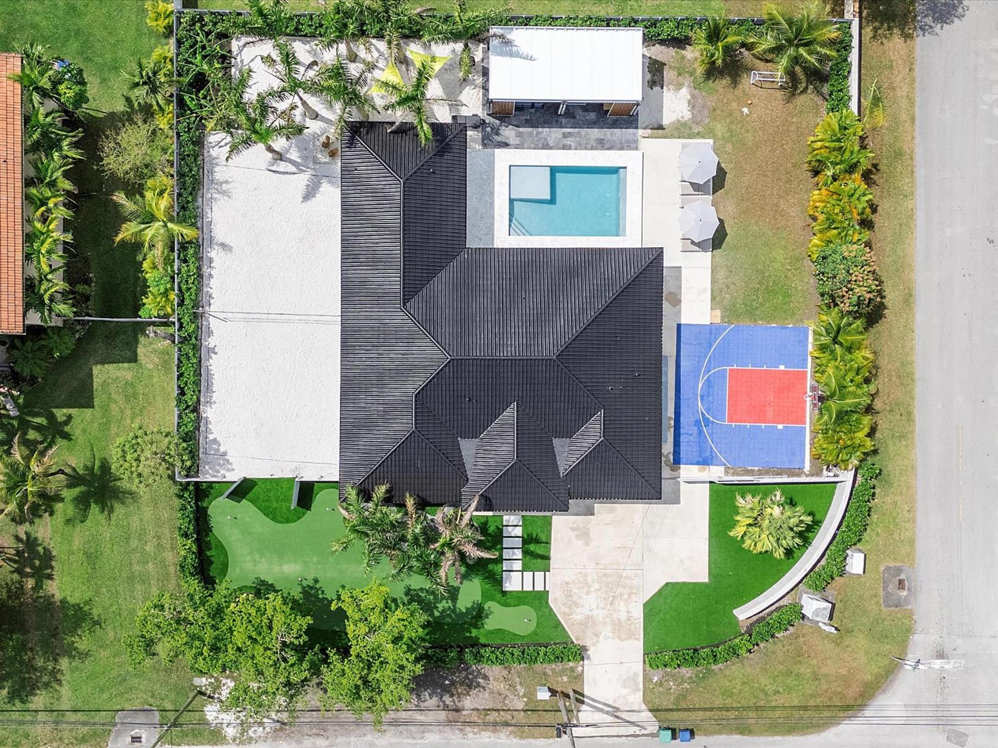 Villa ART Pool Golf Volleyball