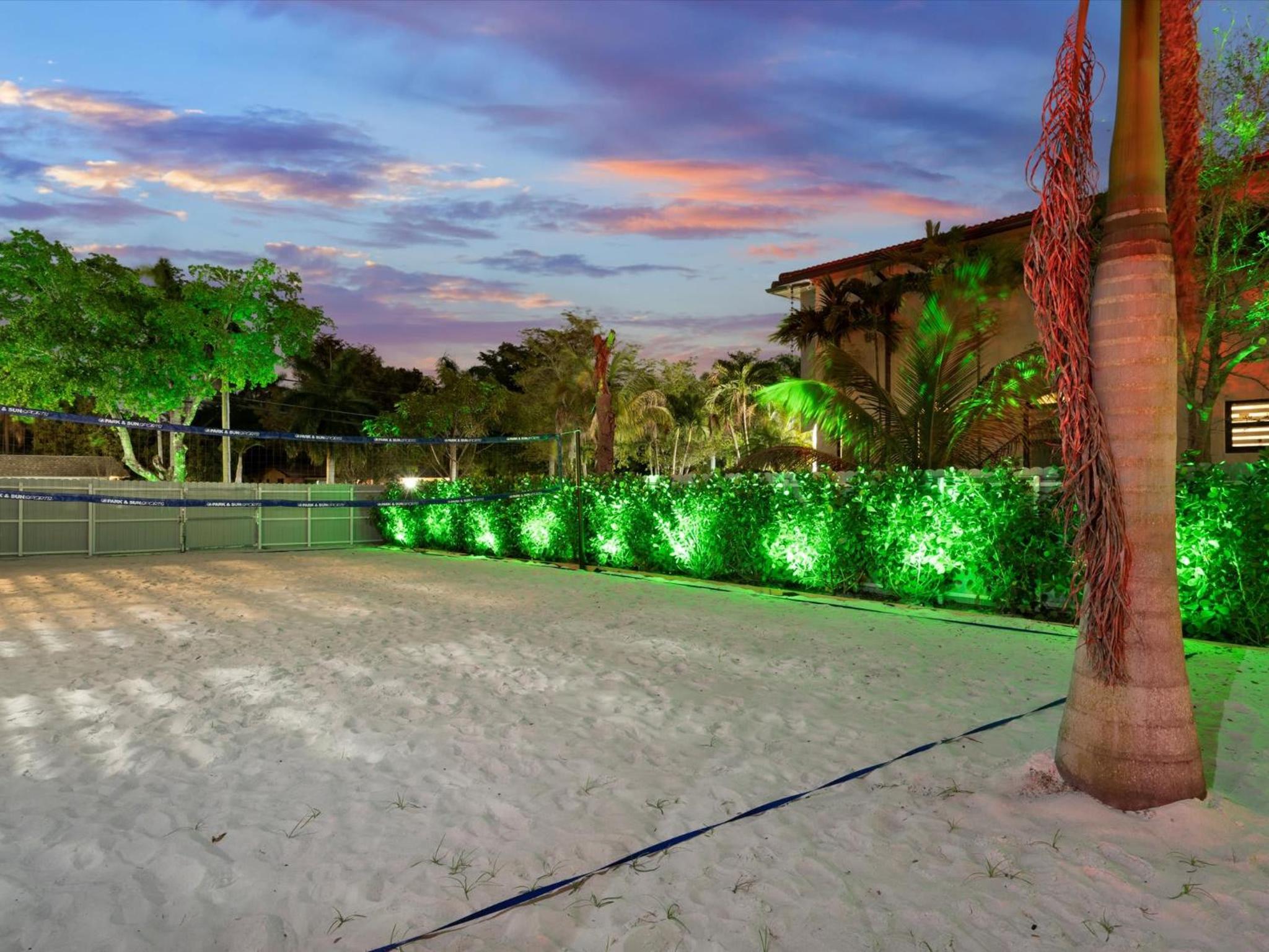 Villa ART Pool Golf Volleyball