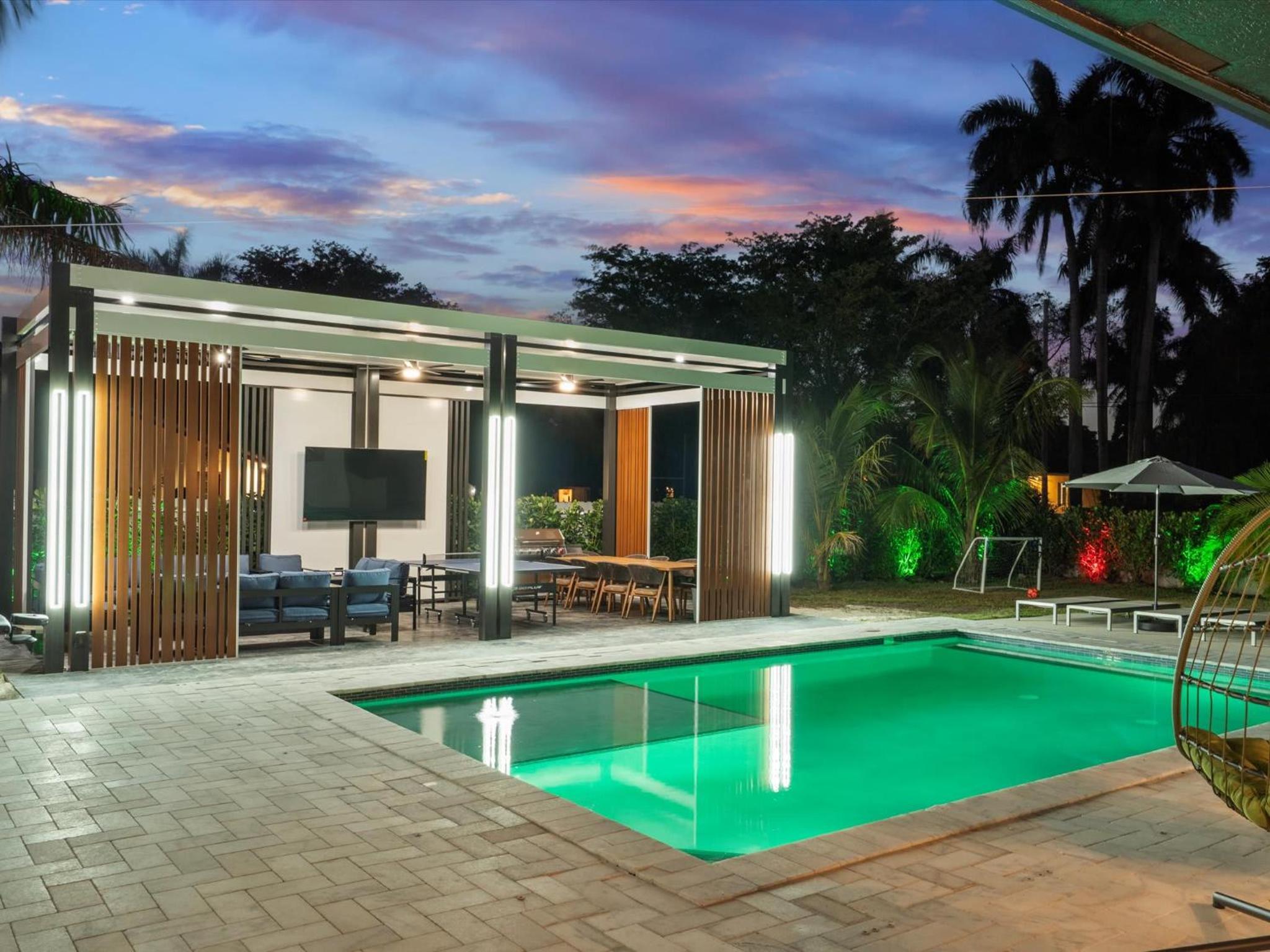 Villa ART Pool Golf Volleyball