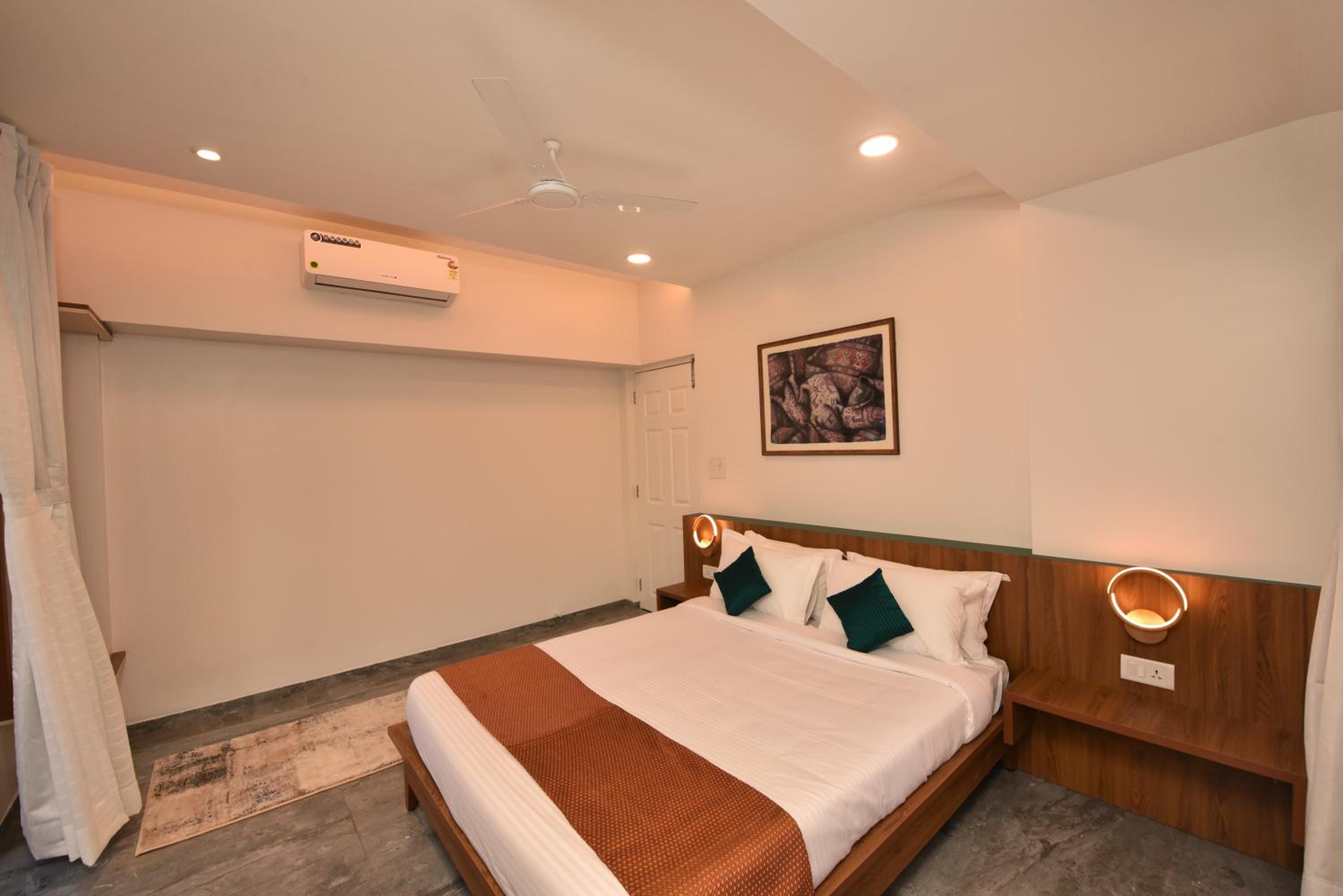 Lembranca Studios & Suites Near Famous FLOATING CASINOS of Goa