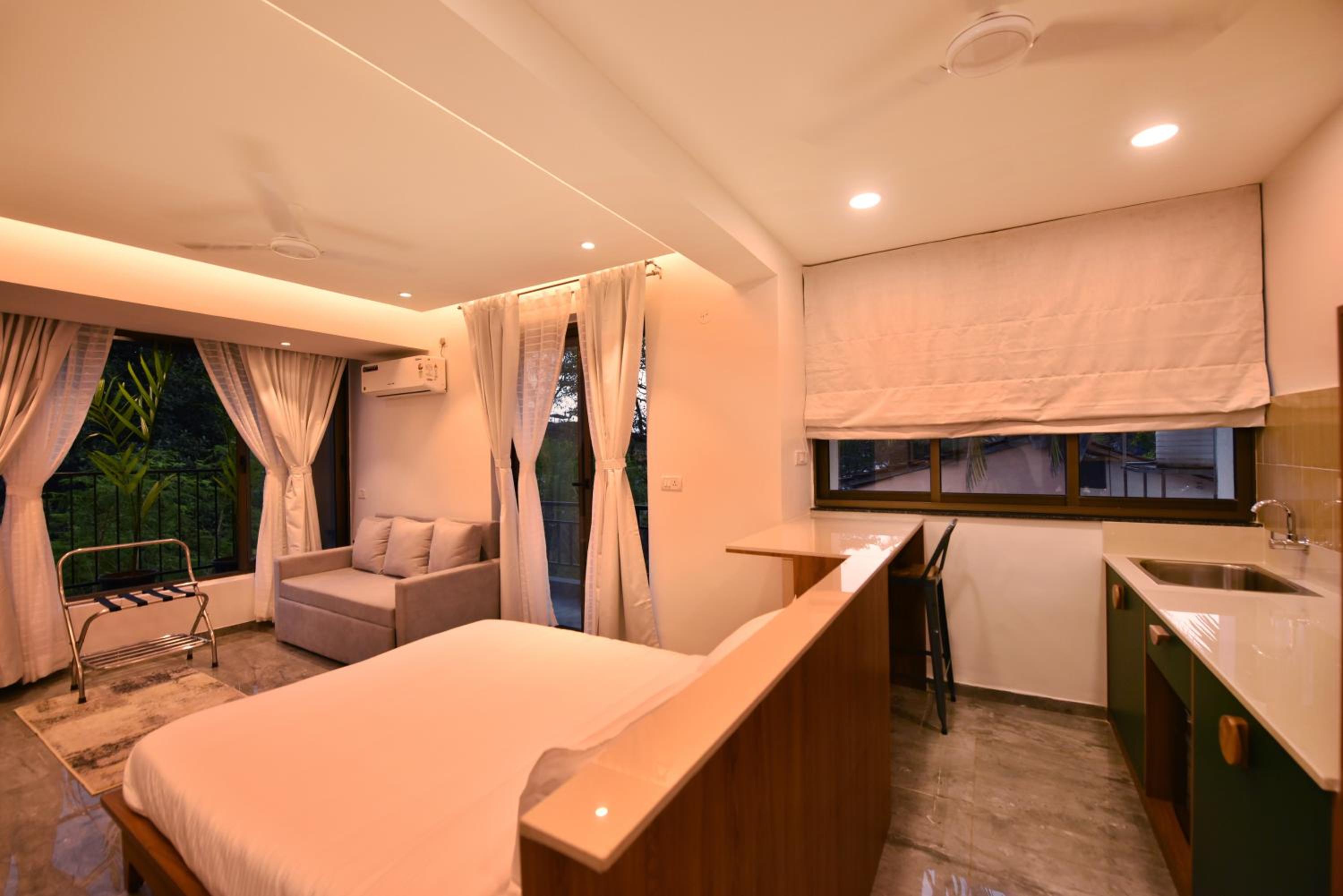Lembranca Studios & Suites Near Famous FLOATING CASINOS of Goa