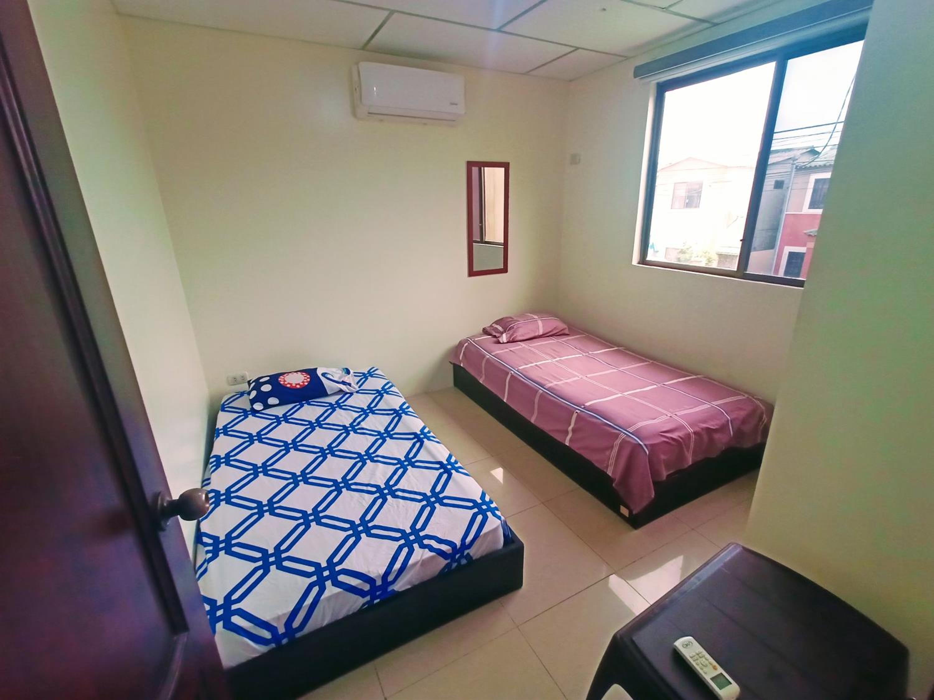 Dpto 3dorm 1-8pers 5 camas Piscina Seguridad 24h view 4