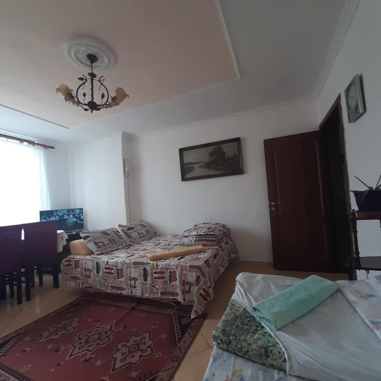 Genti Apartment