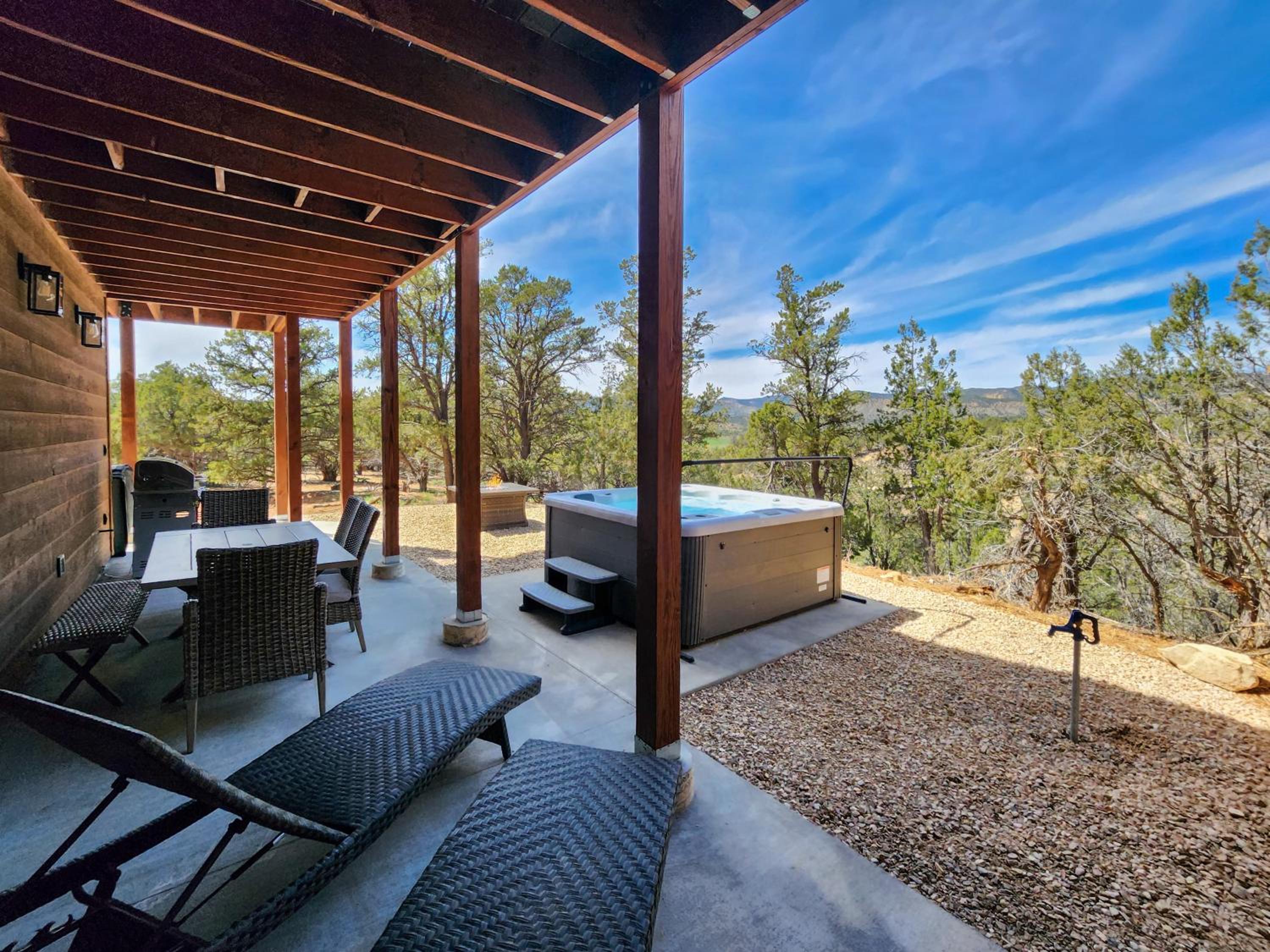 Deer Ridge Casita: Private Retreat Hot Tub & Views view 5