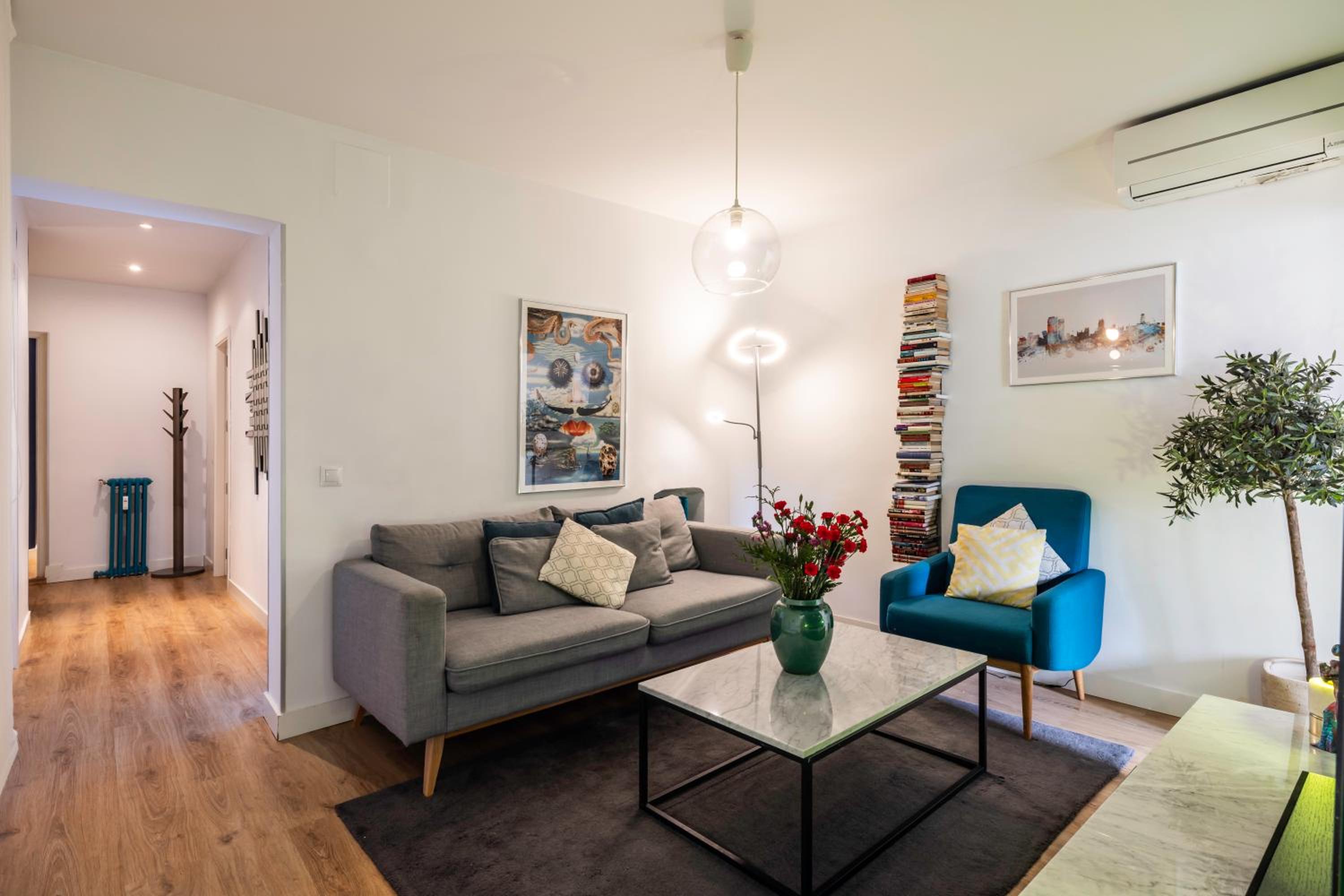 mi casa en Madrid- spacious apartments Callao Gran Via view 5