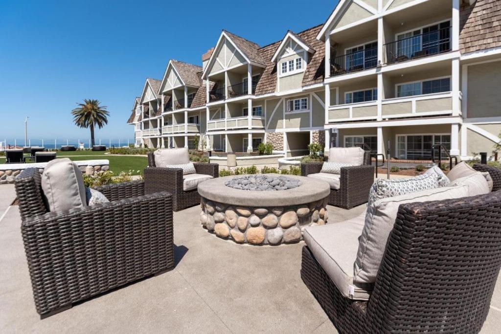 Steps from the beach in Carlsbad- 1 bedroom unit view 5