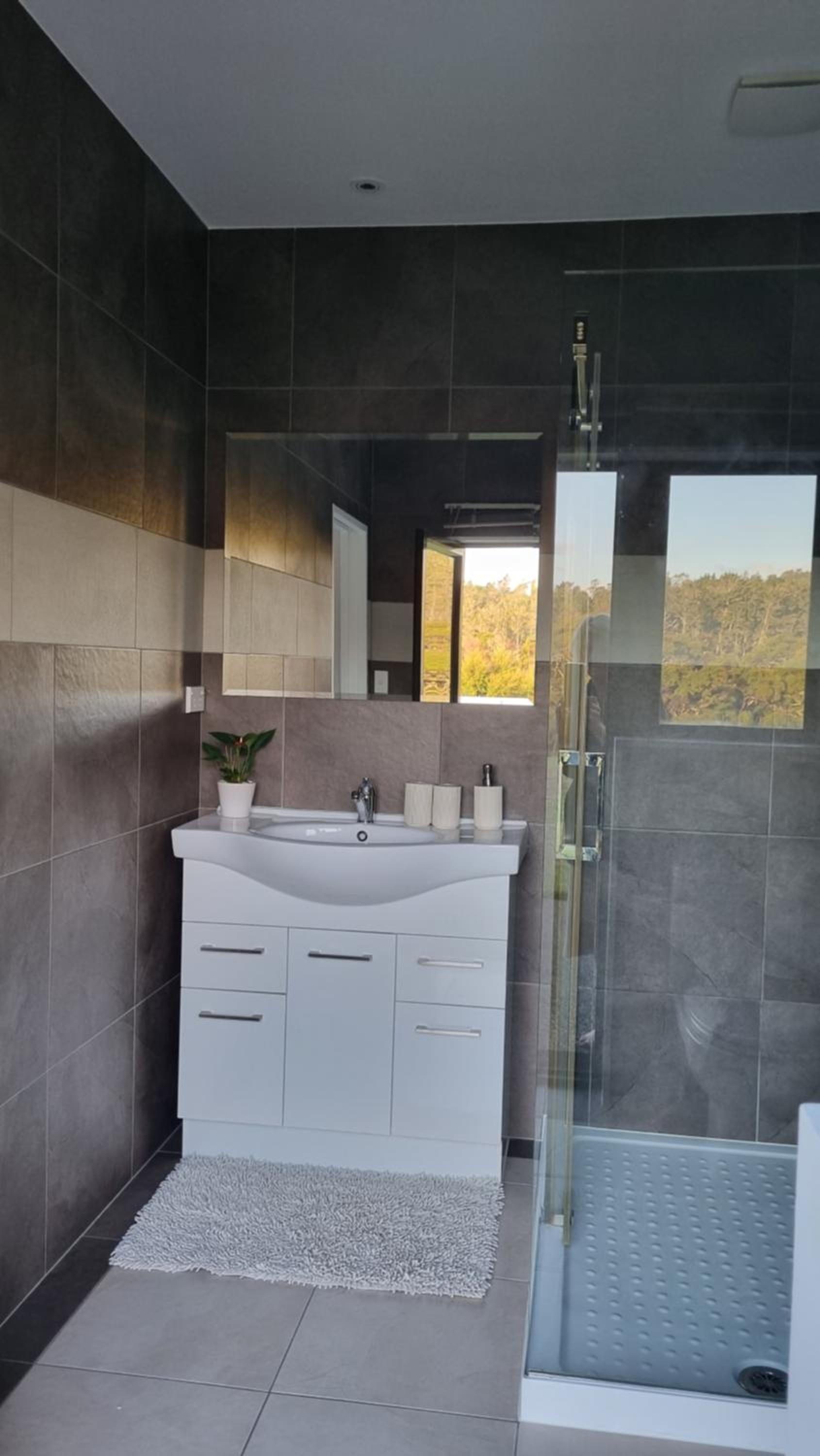 Okura River Estate Getaway