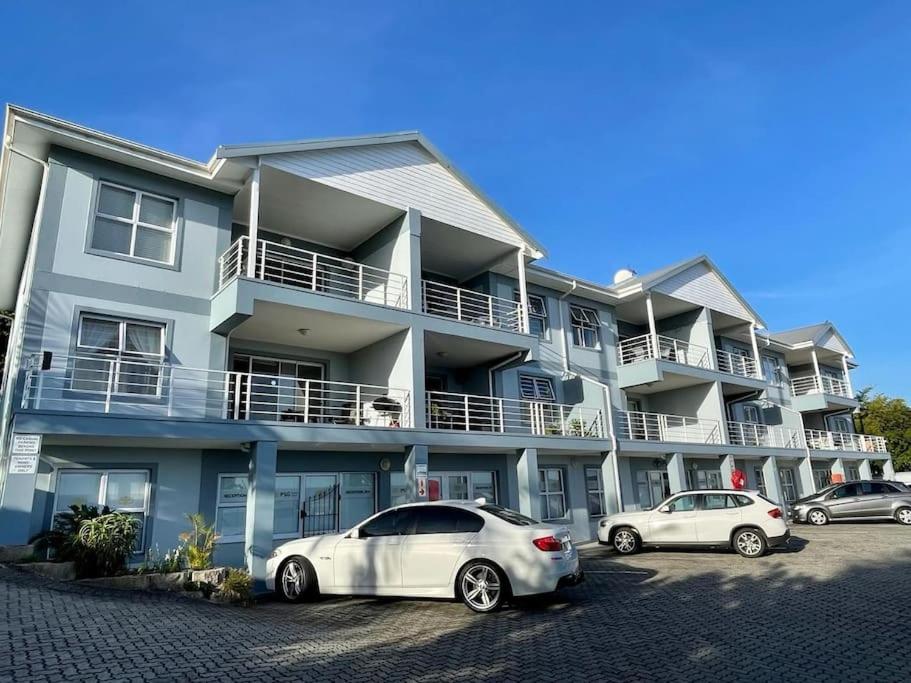 Knysna Studio Luxury Escape at HeadsView! view 3