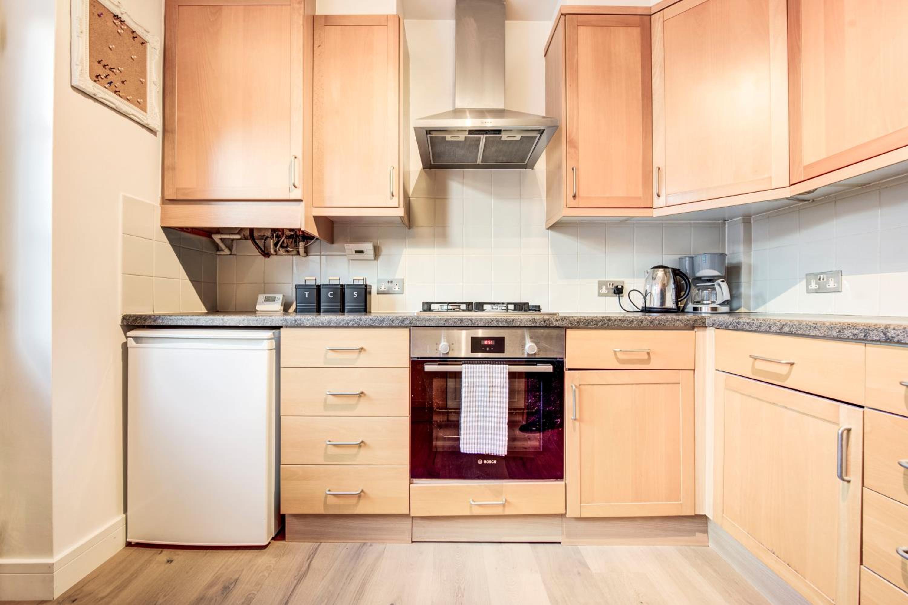 Modern flat near Pitshanger Park