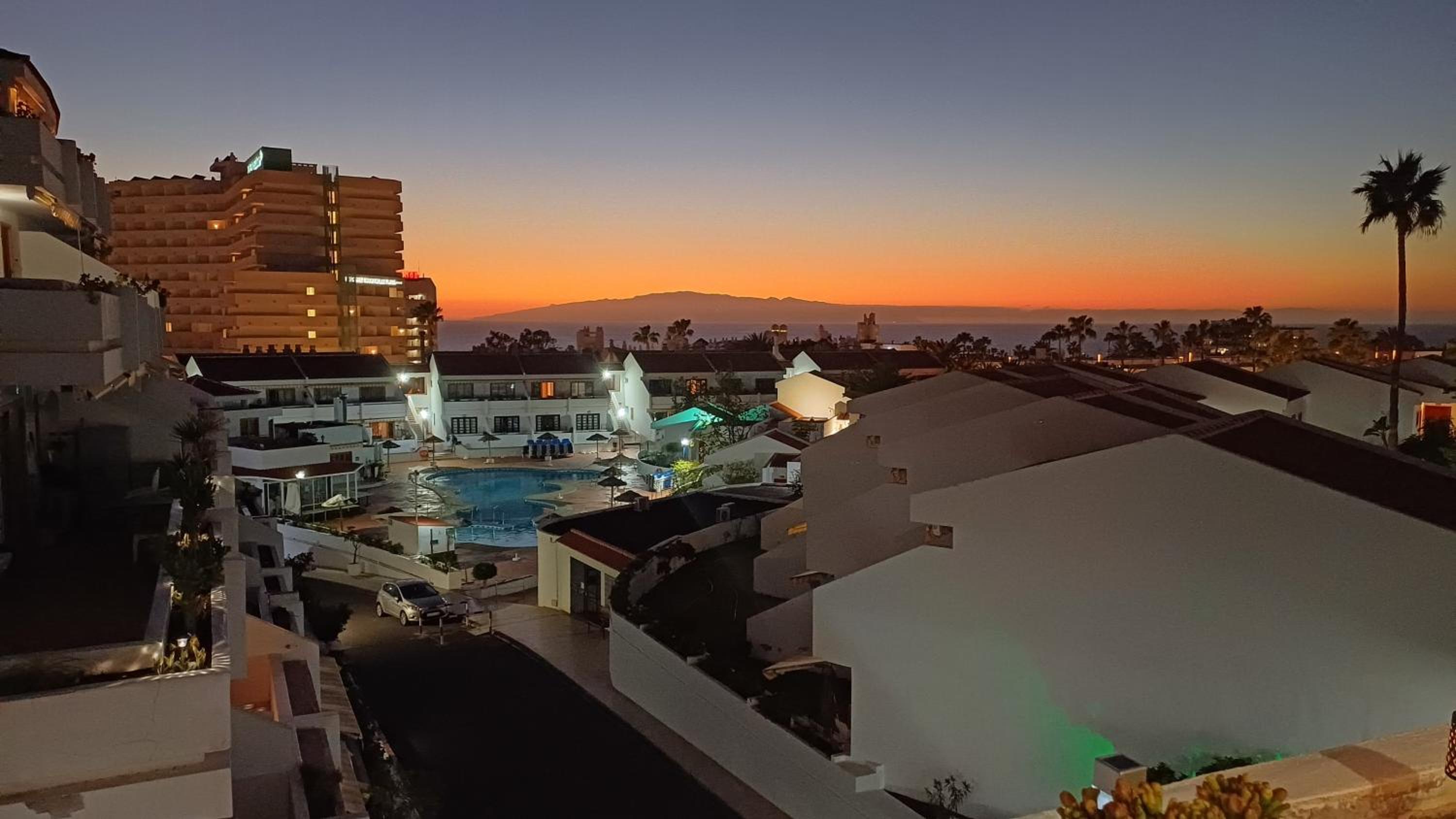 Apartament Sorina Garden City with heated pool and ocean view photo 4