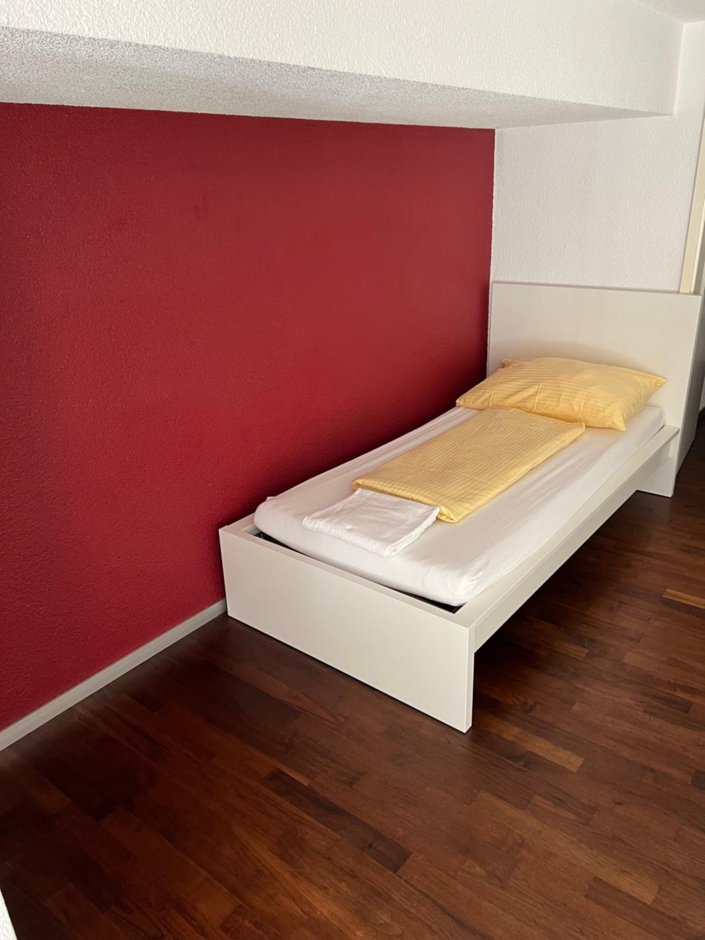 APARTMENT PETER