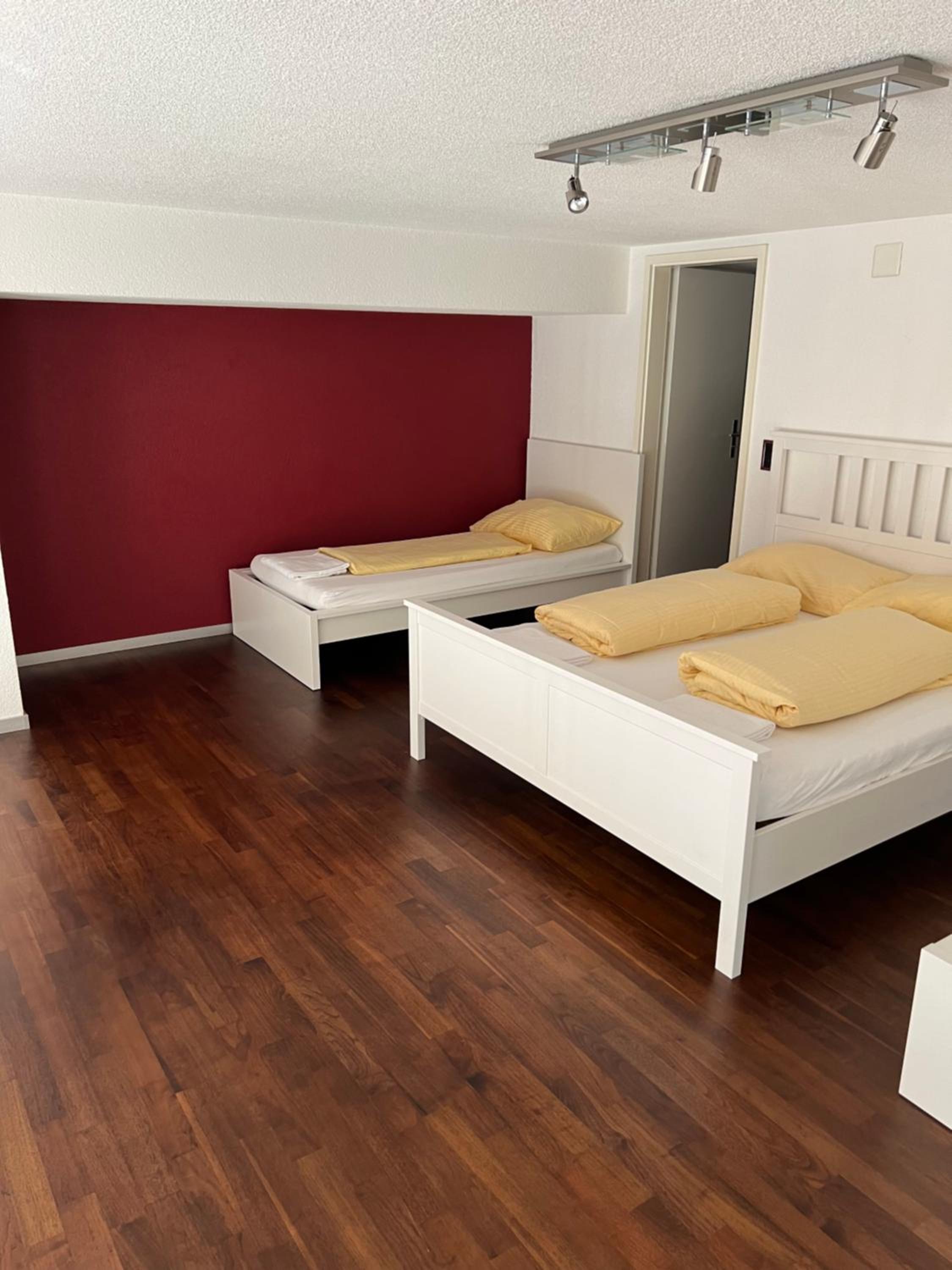 APARTMENT PETER