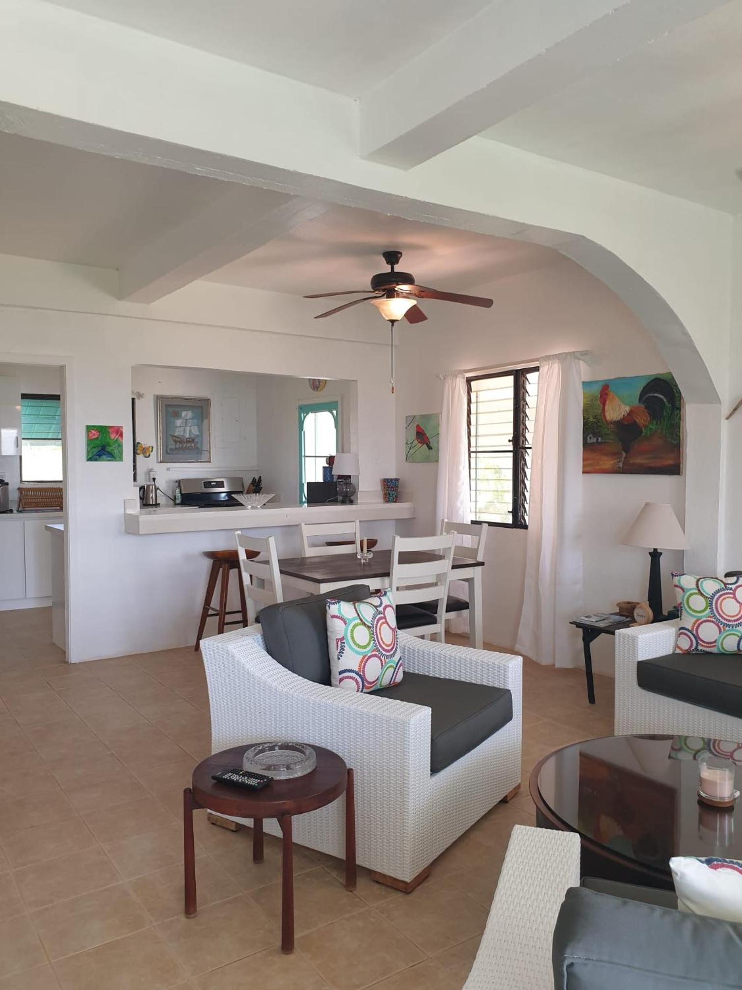 Coralito Bay Suites & Villas