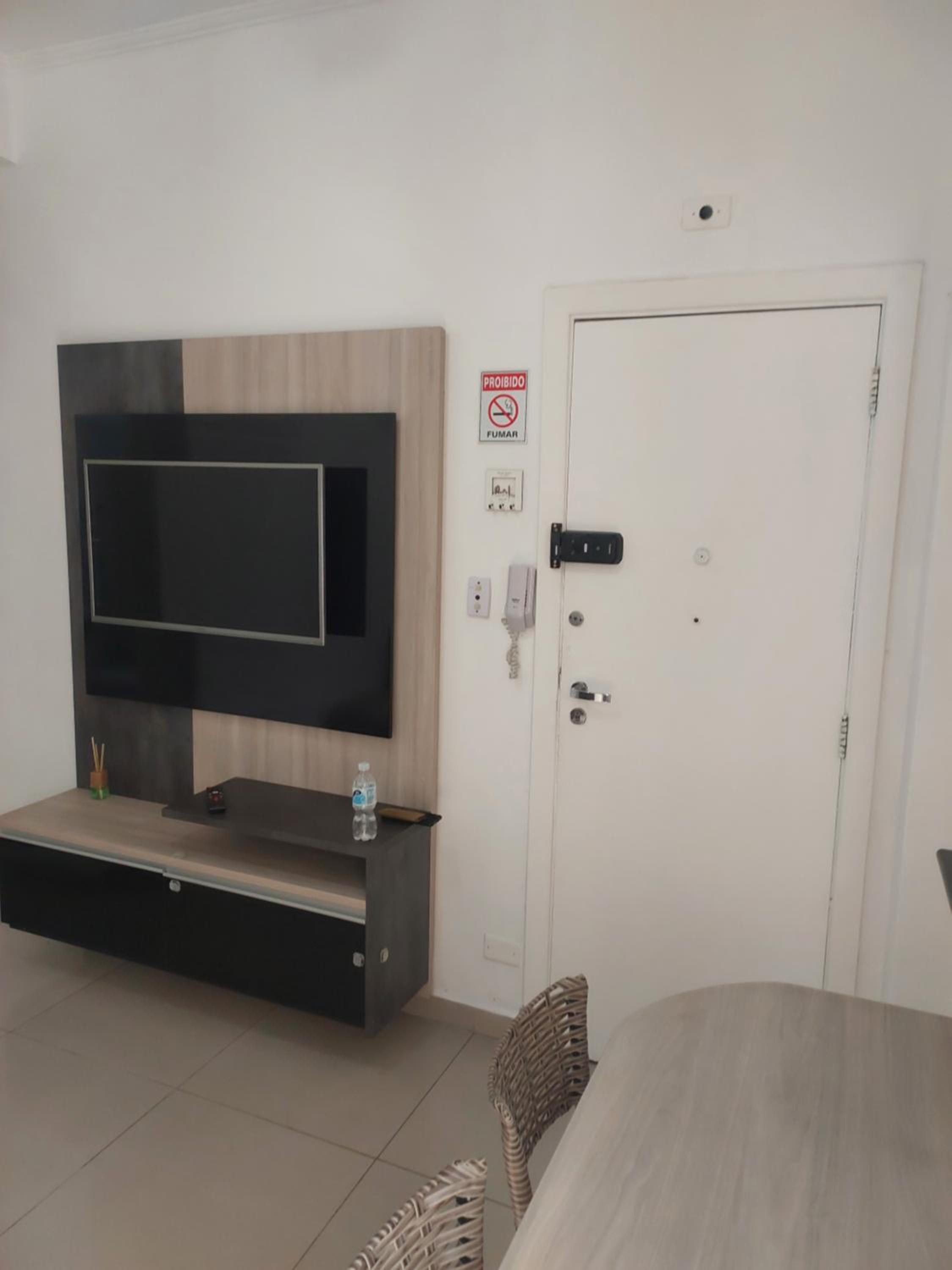 Vista ao mar, Wi-fi, Ar Cond, Portaria 24h, enxoval