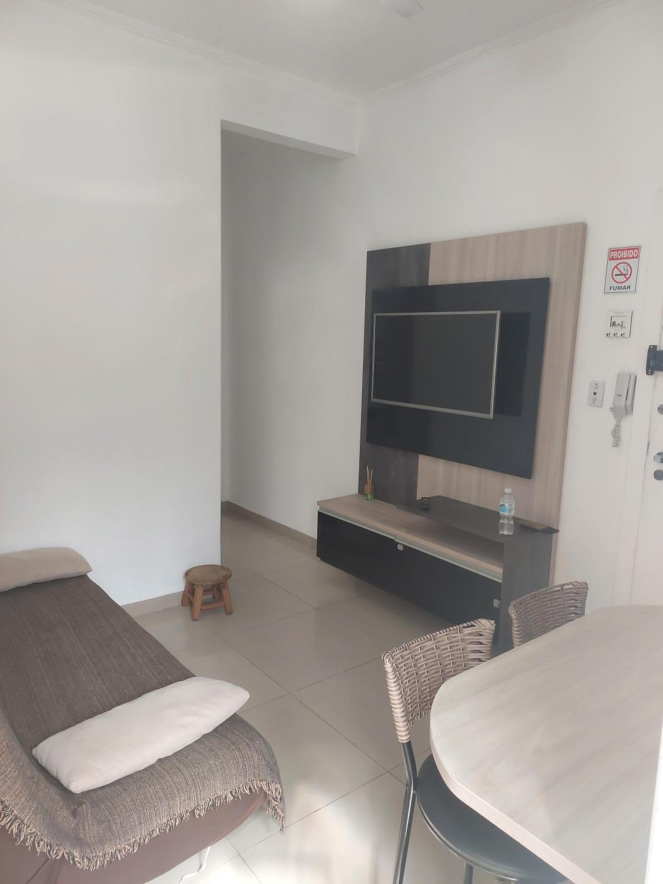 Vista ao mar, Wi-fi, Ar Cond, Portaria 24h, enxoval