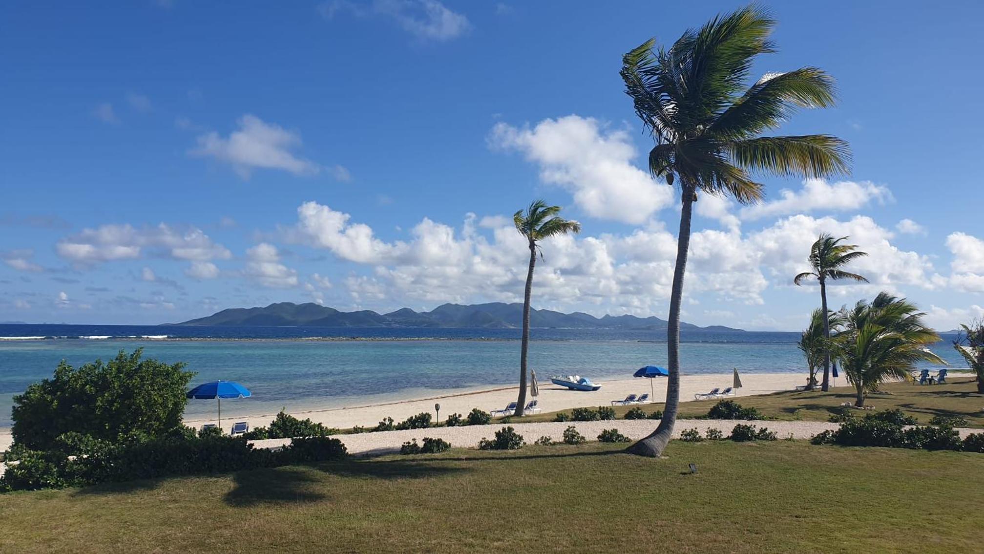 Coralito Bay Suites & Villas