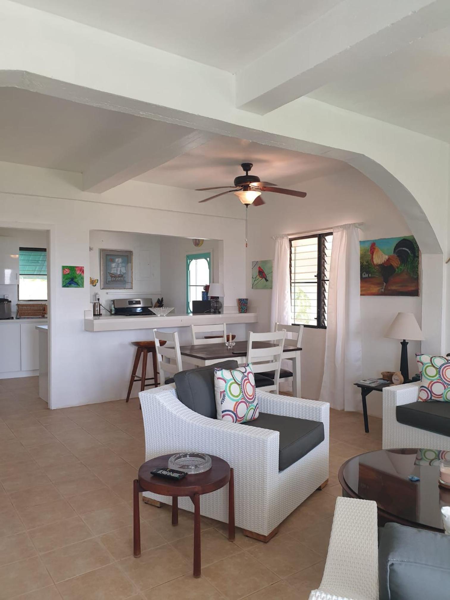 Coralito Bay Suites & Villas