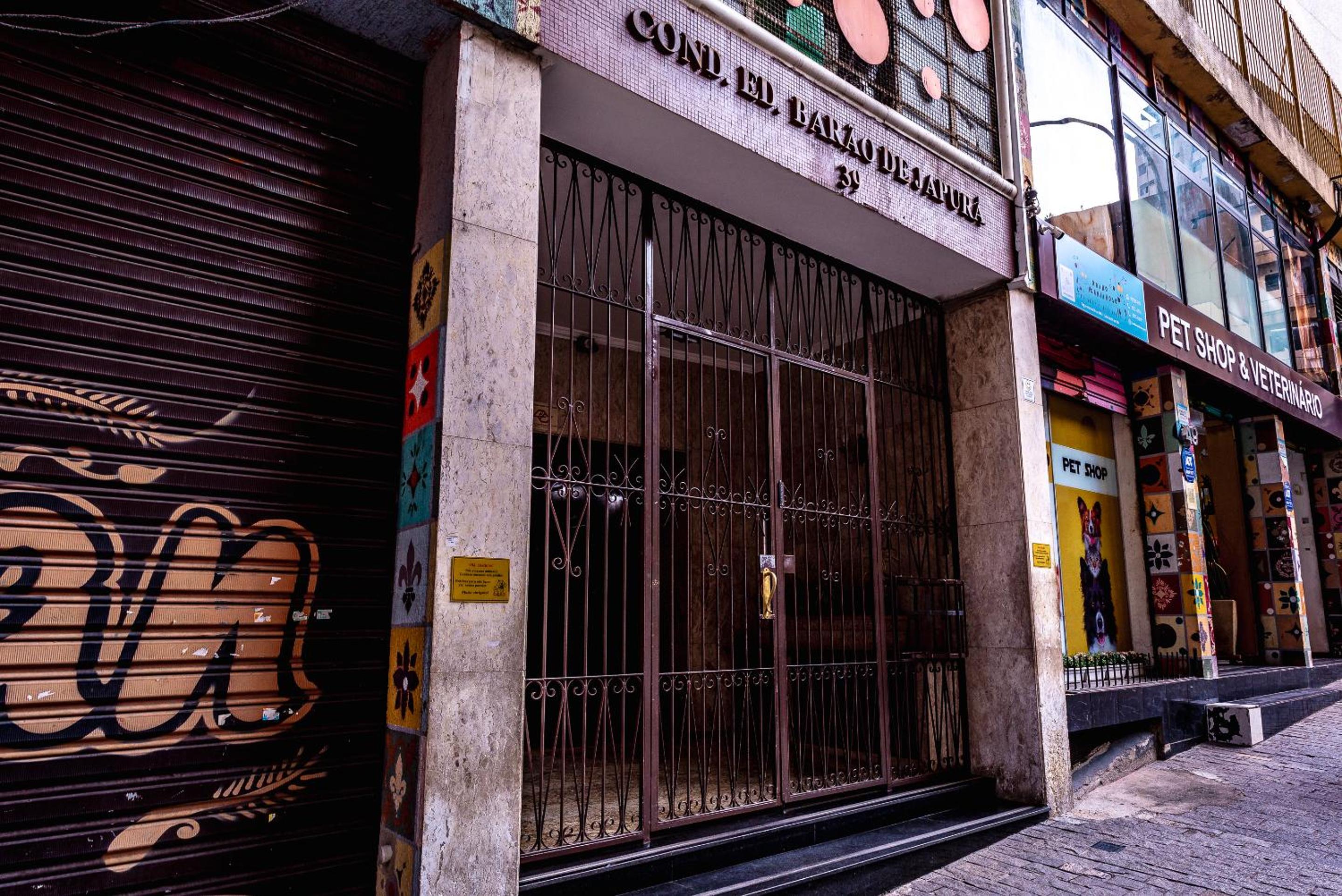 Apto completo na Bela Vista, centro de SP, a 500m metrô Anhangabaú, facil ir ao Brás e 25 de Março
